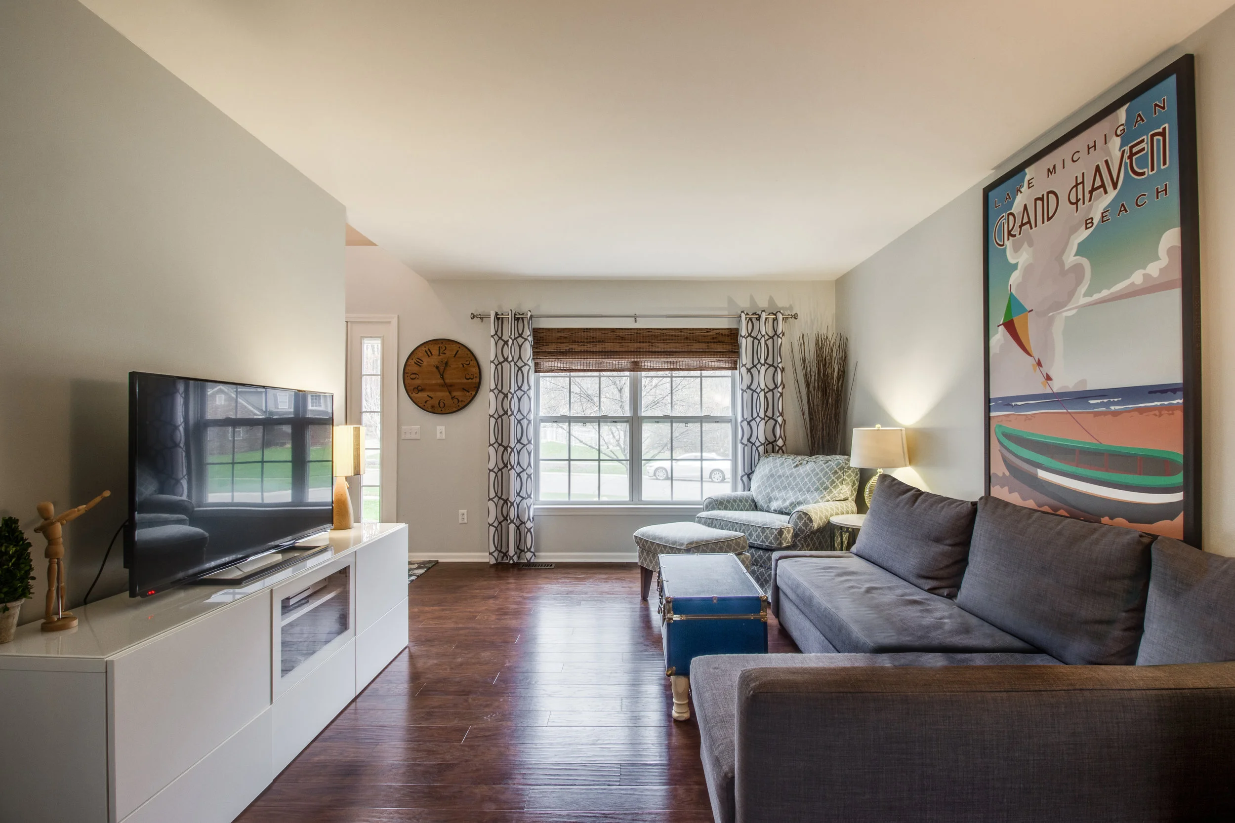 INTERIORS (6 of 45) - Living Room.jpg