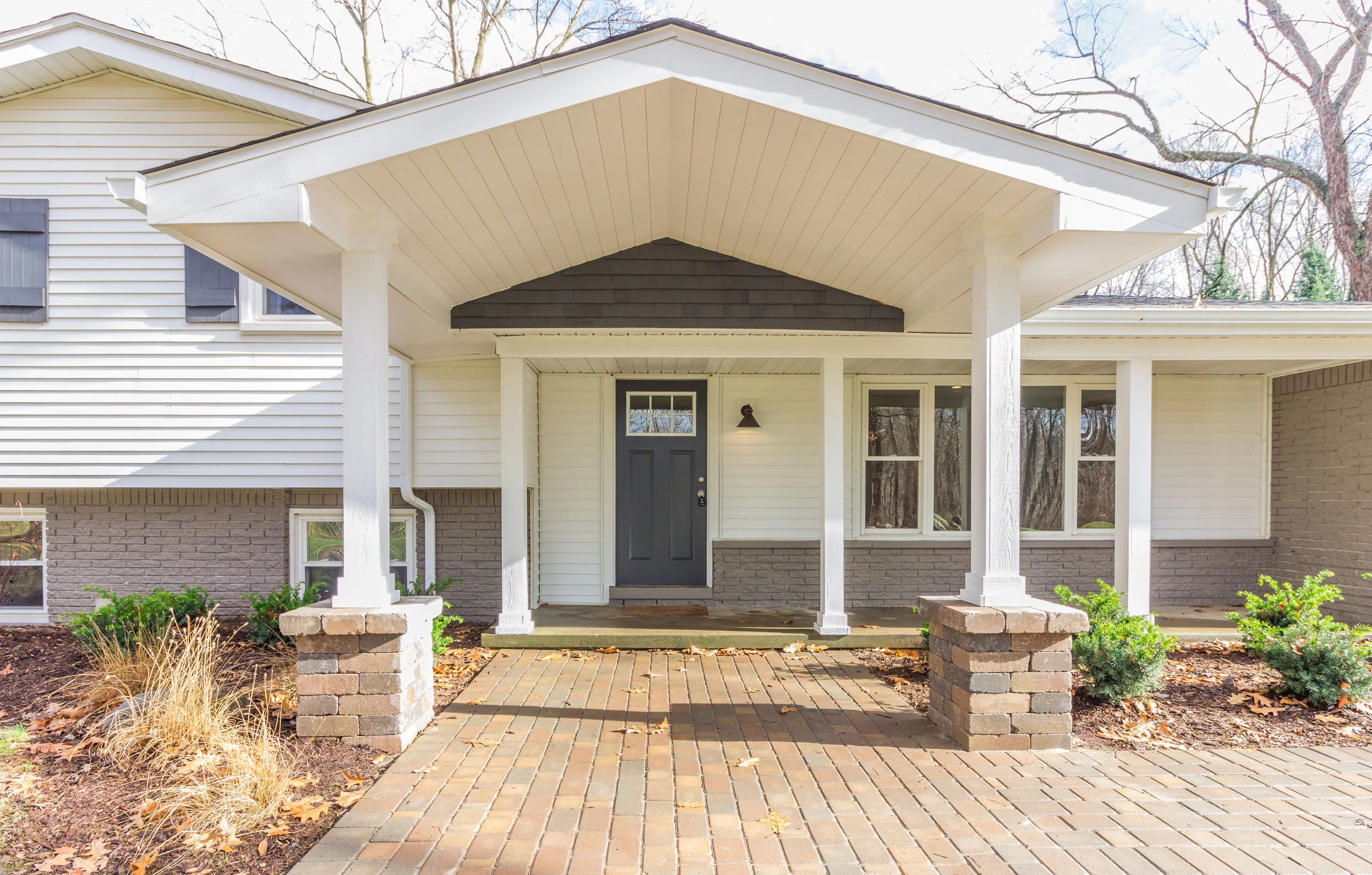 Exteriors (1 of 8).jpg