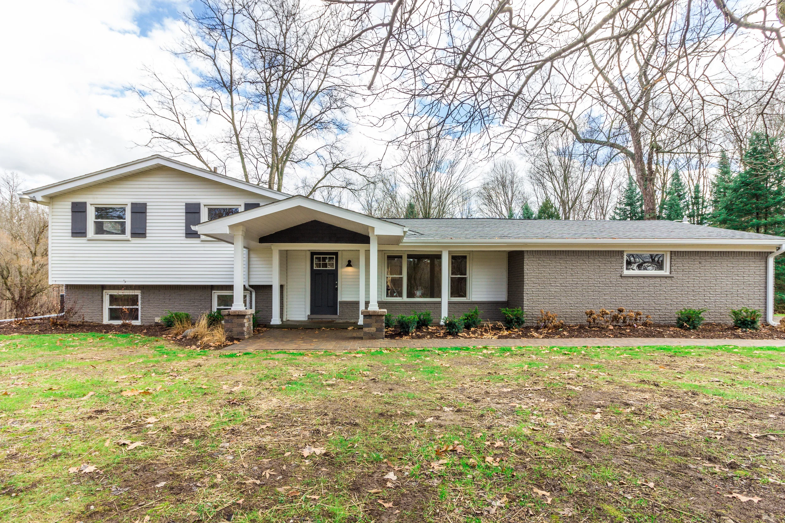 Remodeled &amp; Updated Home in Canton