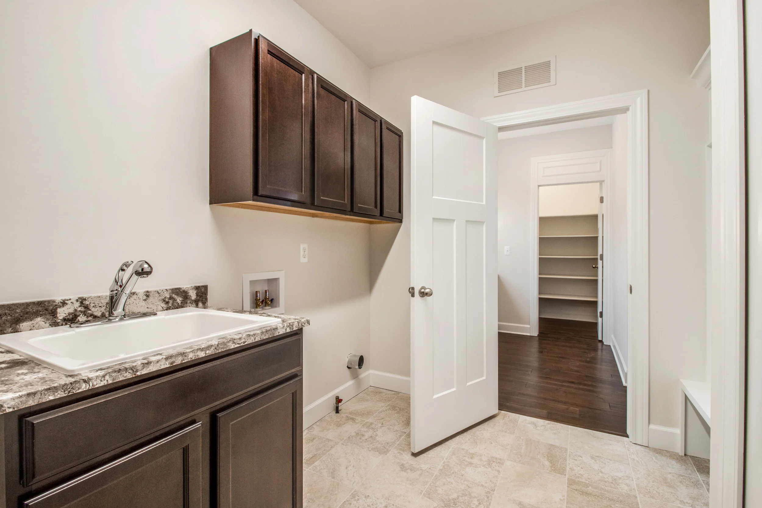 INTERIORS (33 of 45).jpg