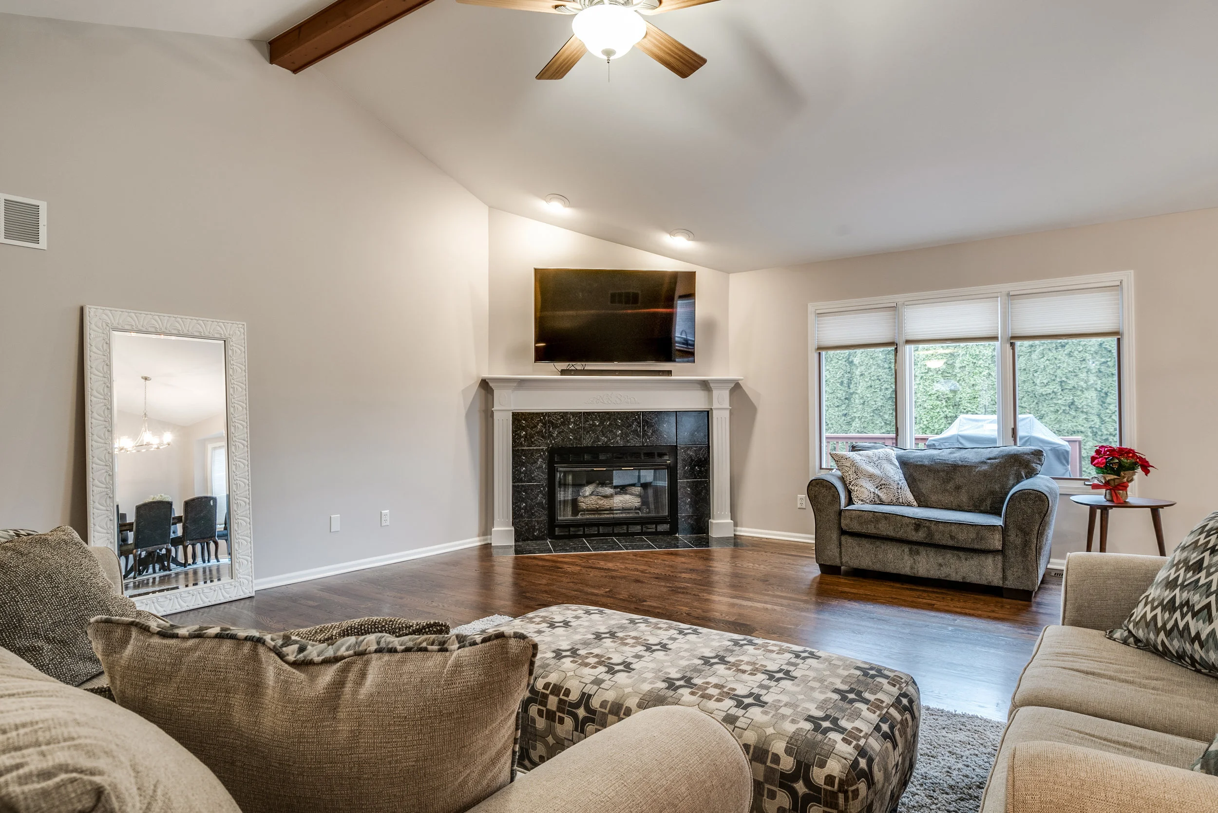 Interiors (22 of 50).jpg