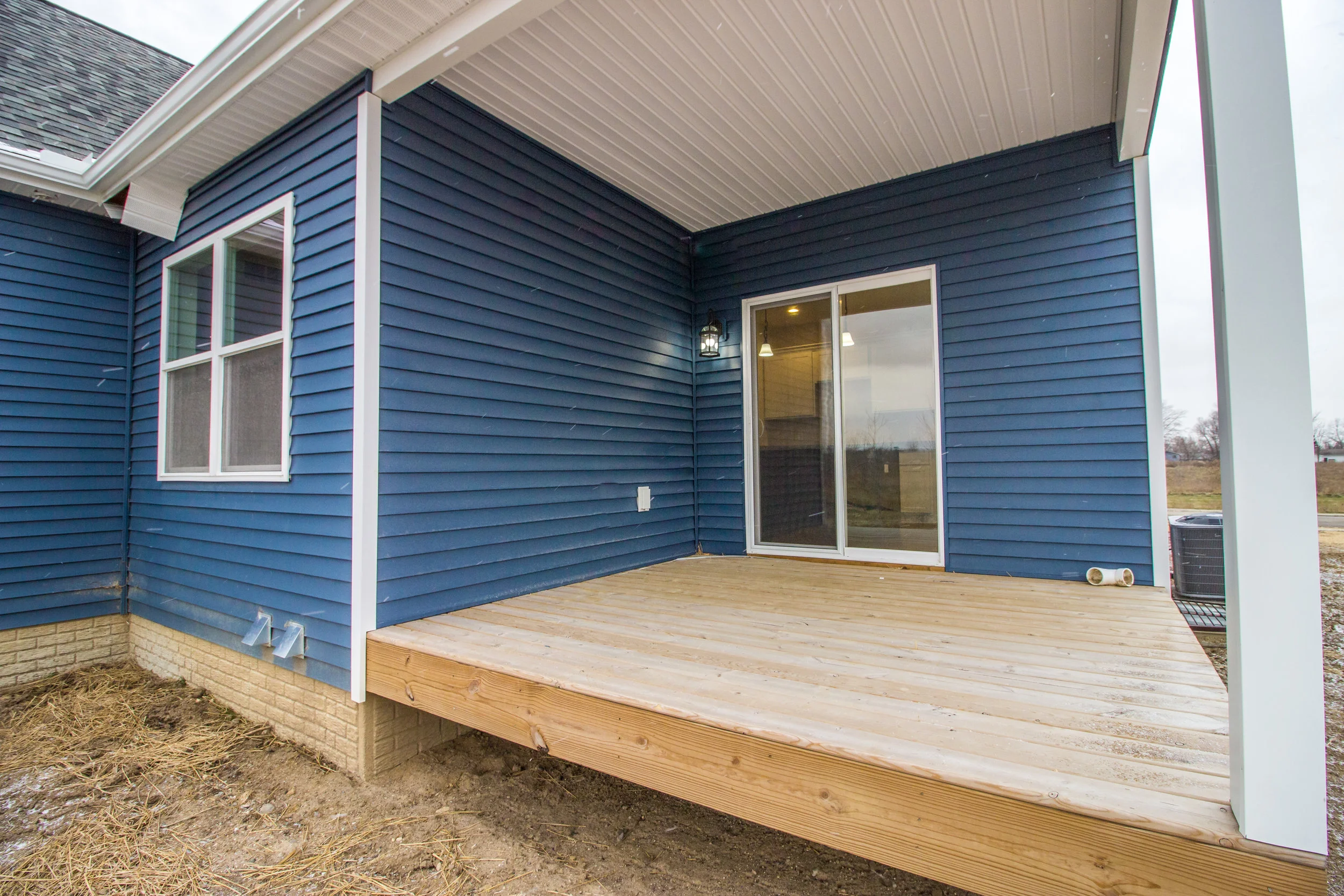 EXTERIORS (10 of 10).jpg