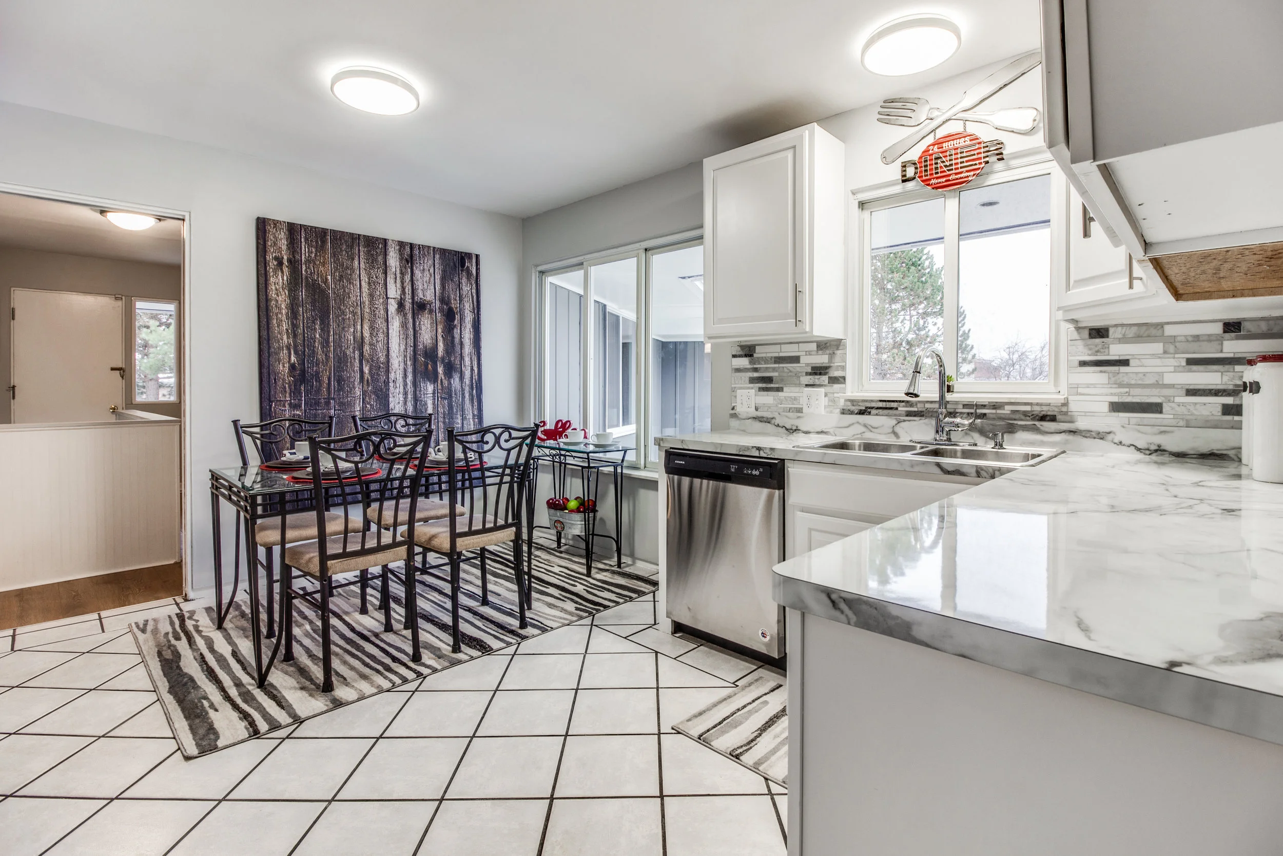 Interiors (3 of 34).jpg
