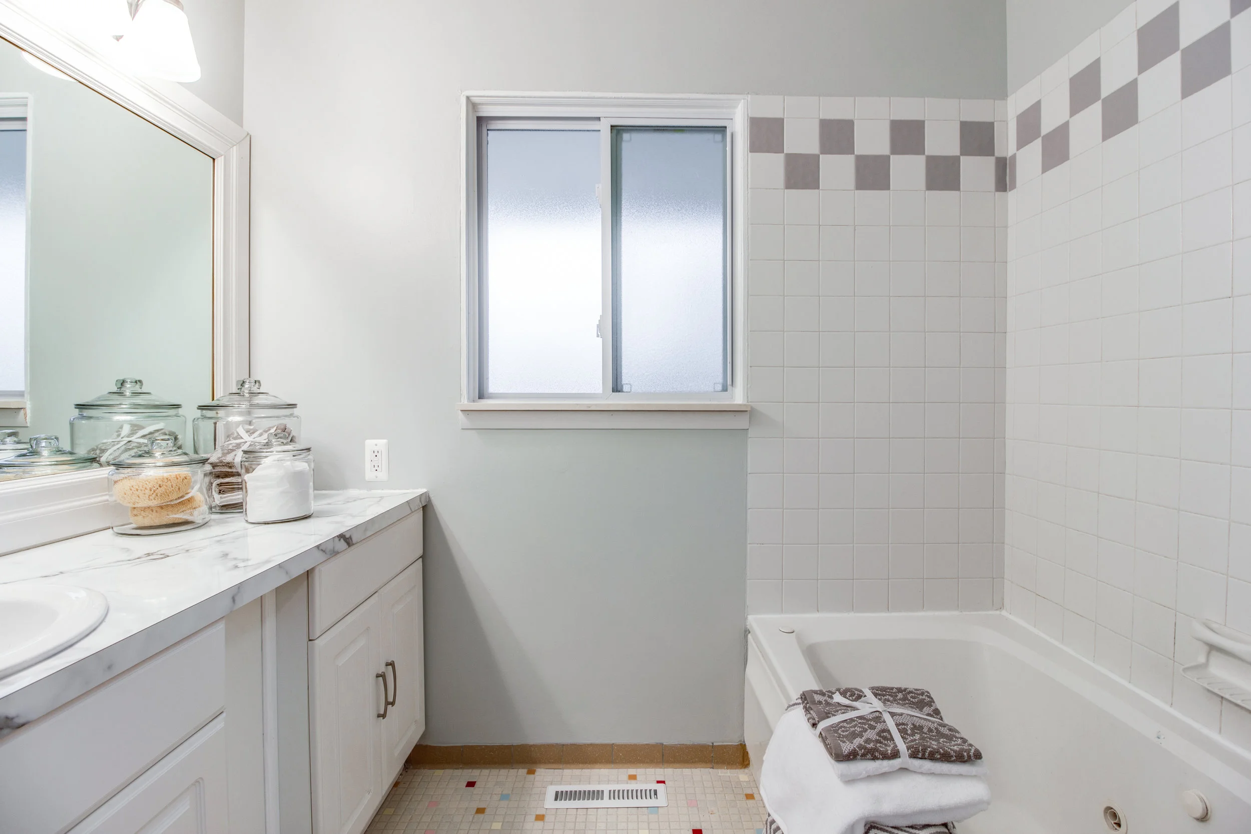 Interiors (24 of 34).jpg