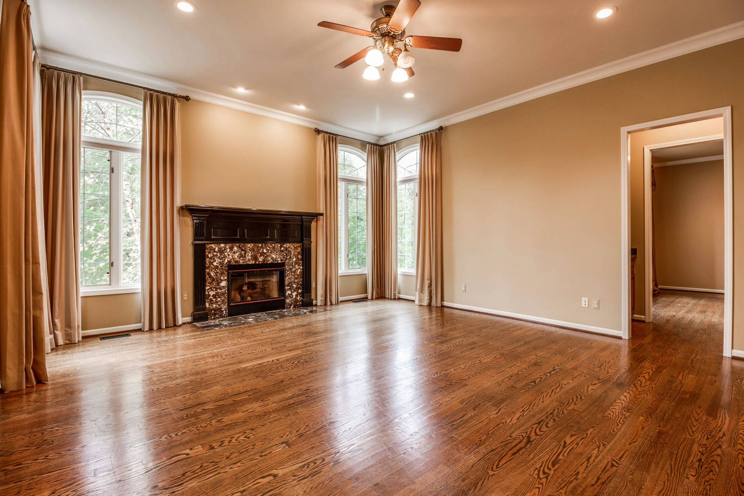 Interiors (24 of 75).jpg