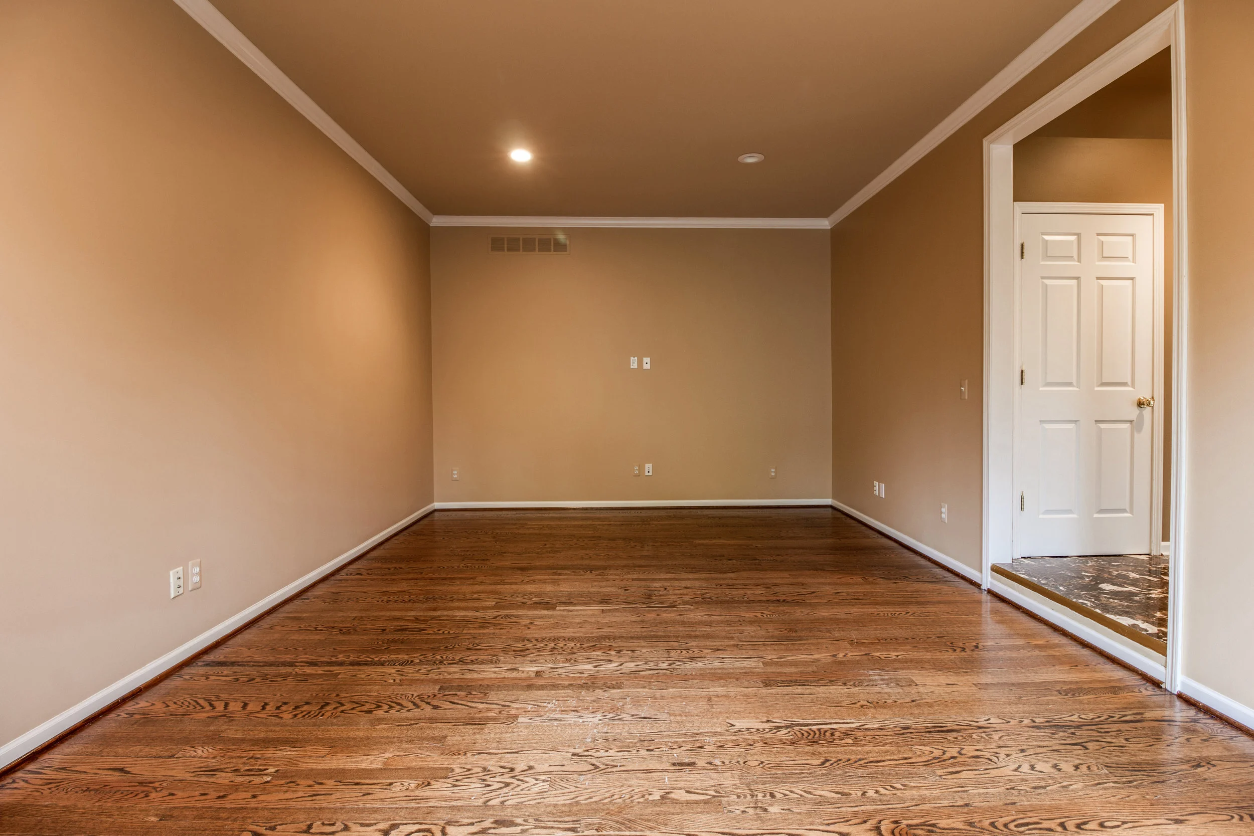 Interiors (31 of 75).jpg