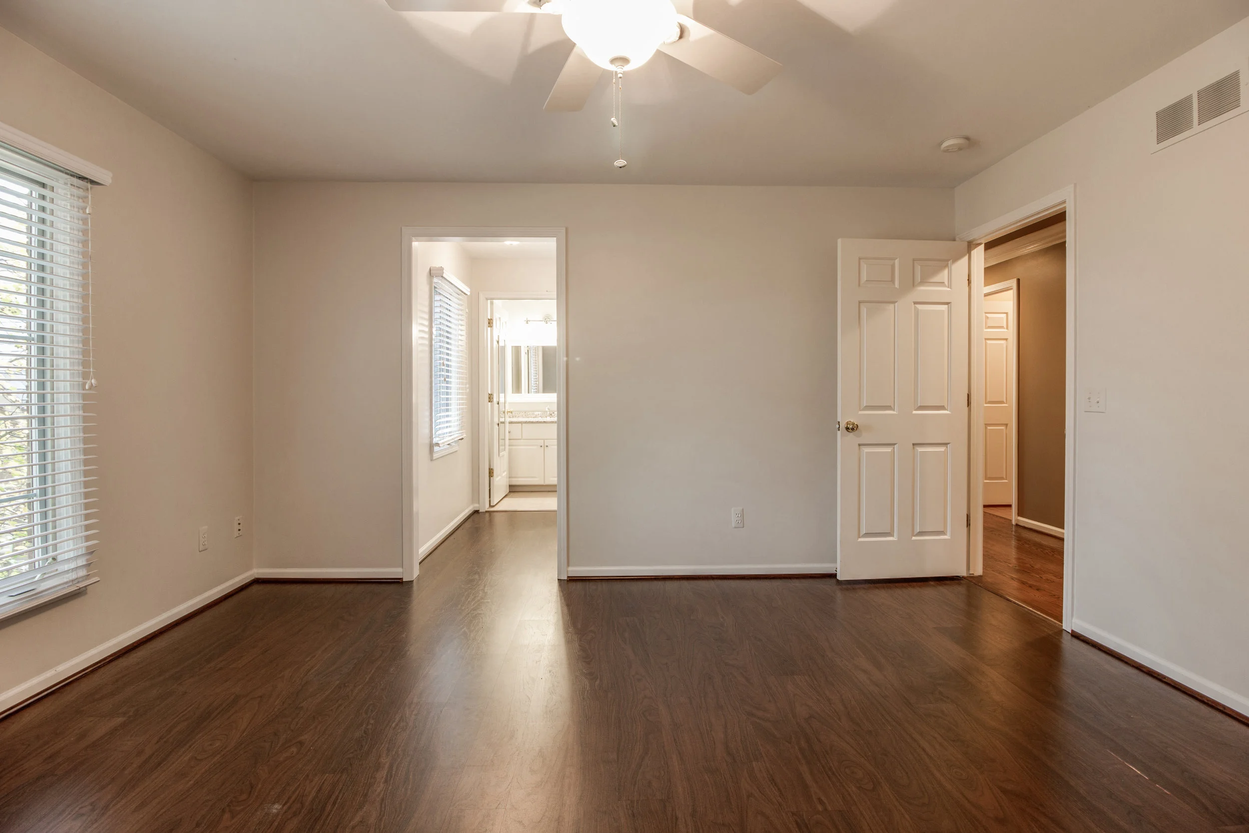 Interiors (49 of 75).jpg