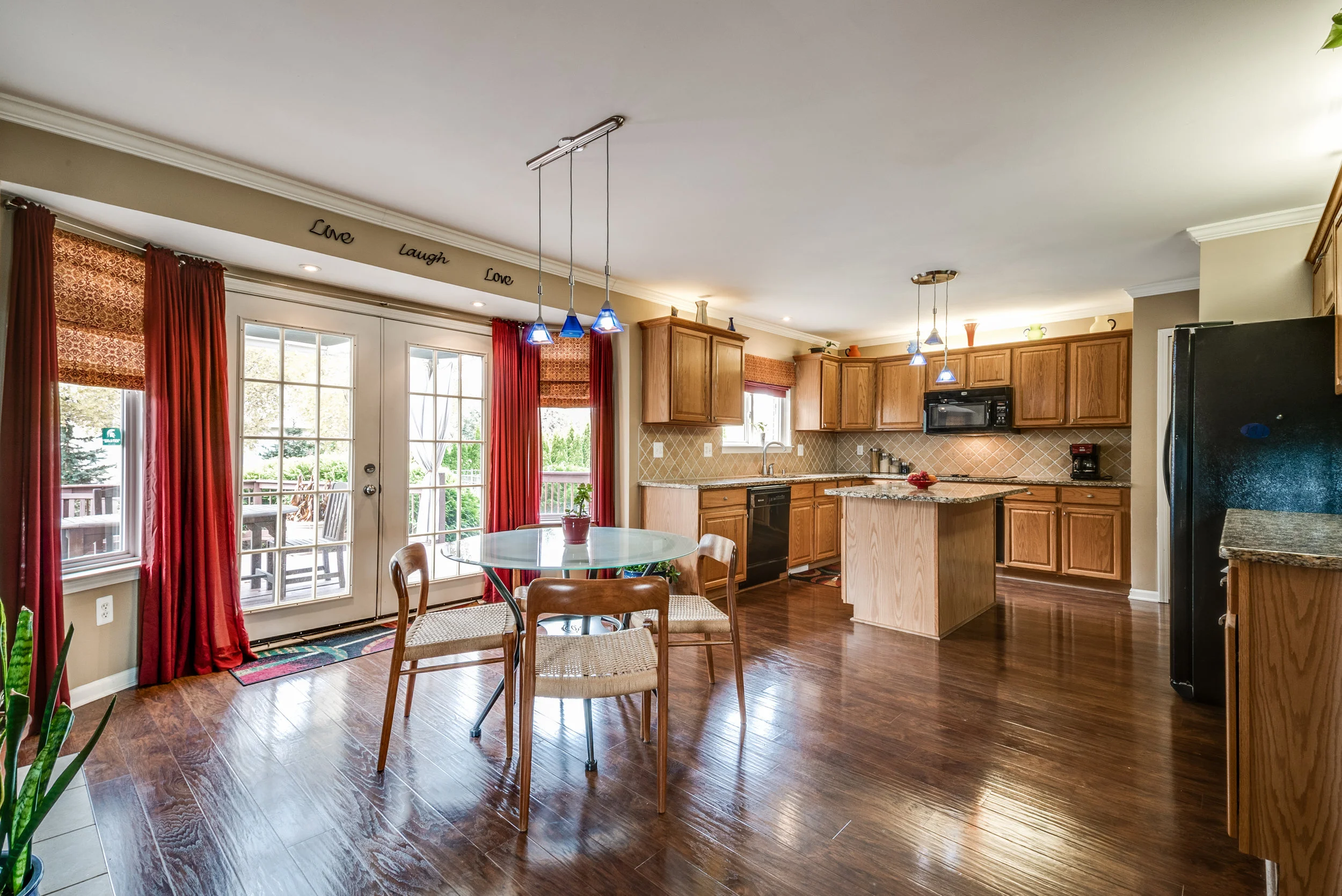 Interiors (17 of 50).jpg