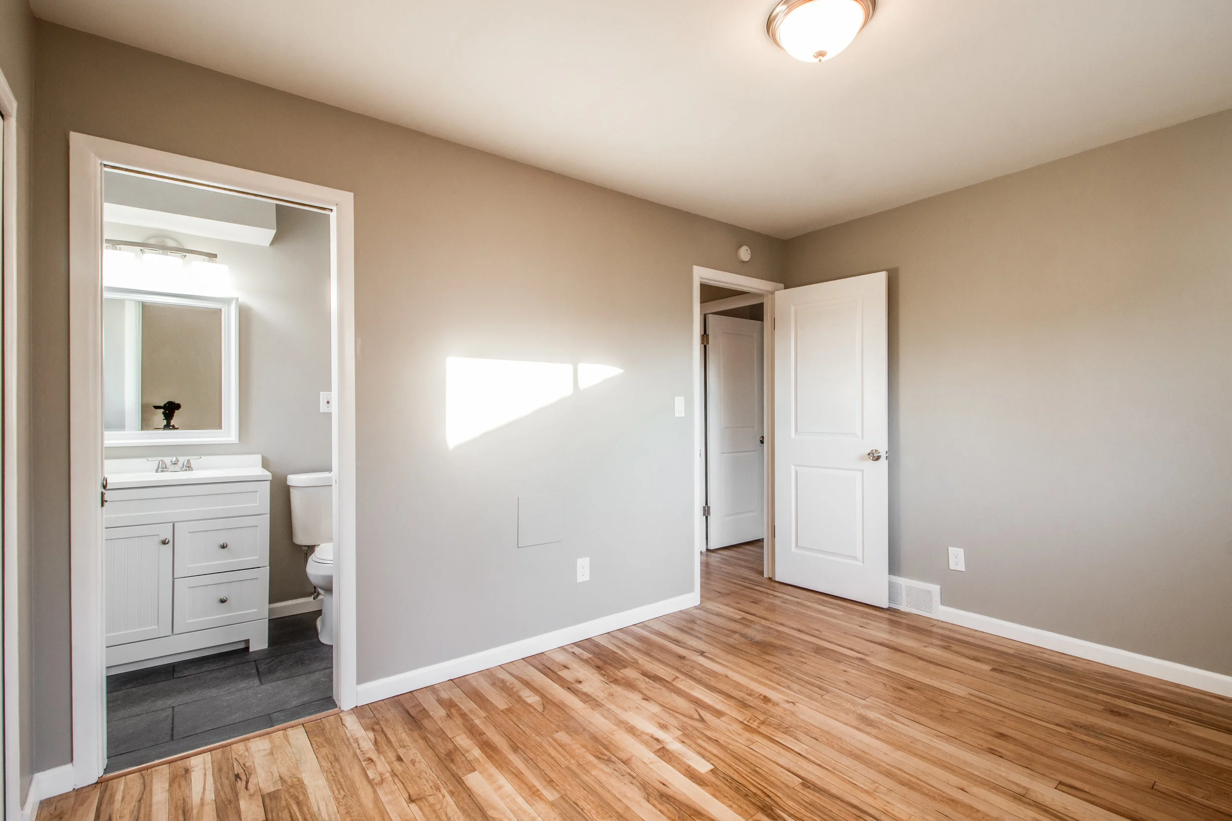 INTERIORS (20 of 30).jpg