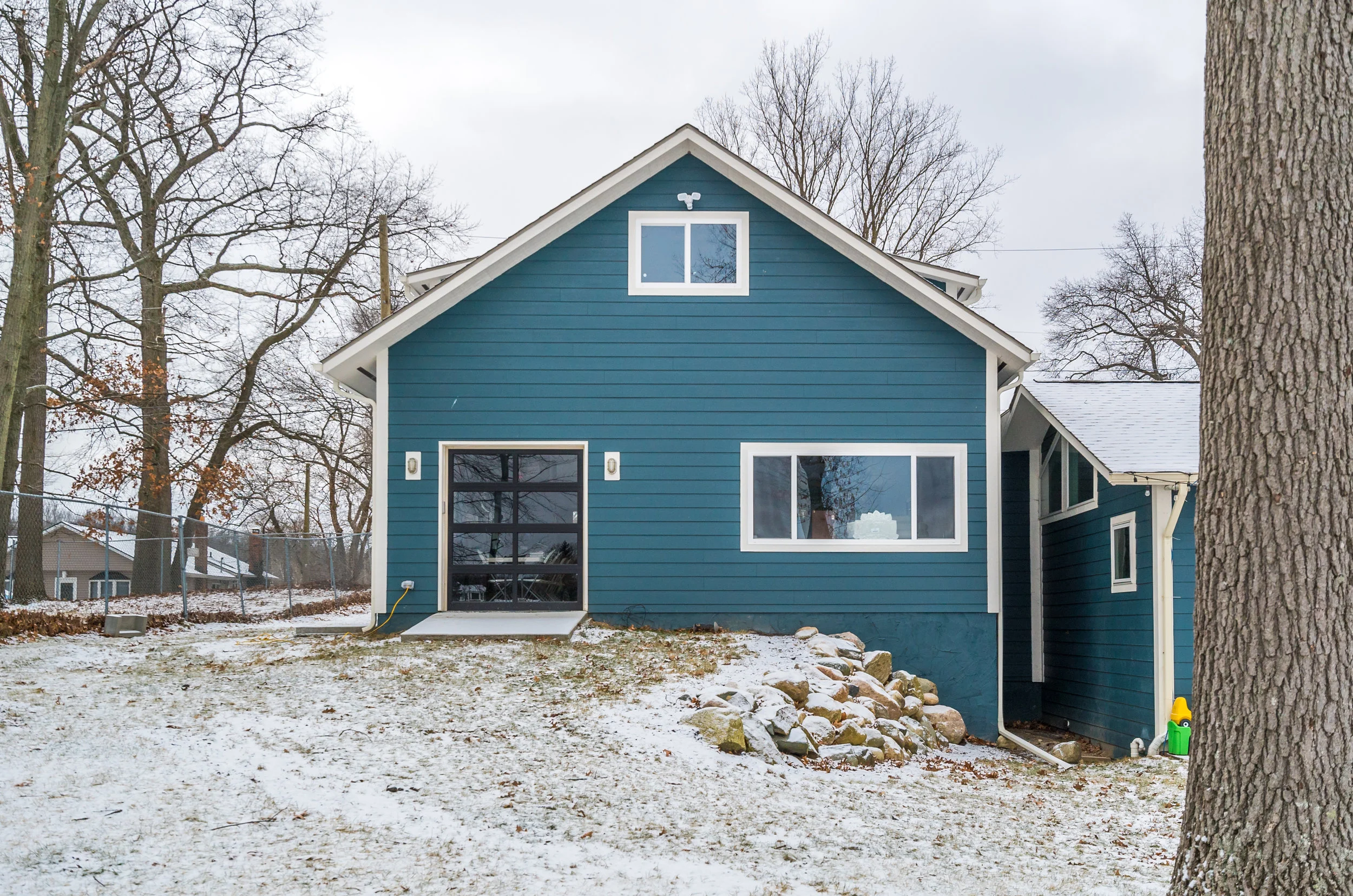 Exteriors (7 of 10).jpg