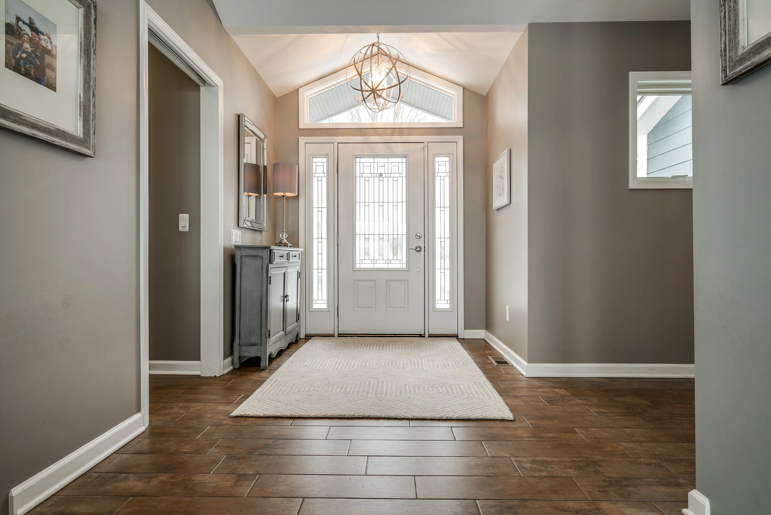 Interiors (4 of 32).jpg