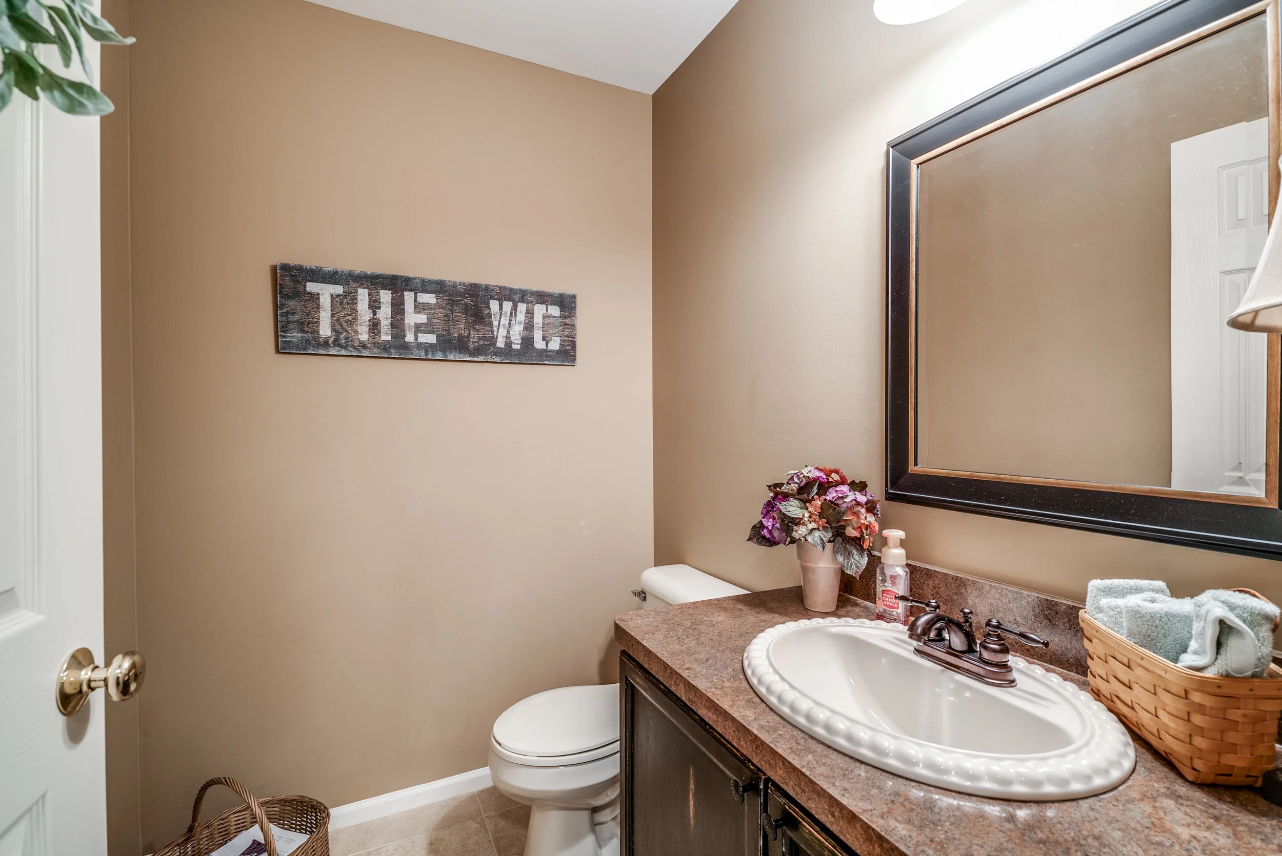 Interiors (7 of 51).jpg