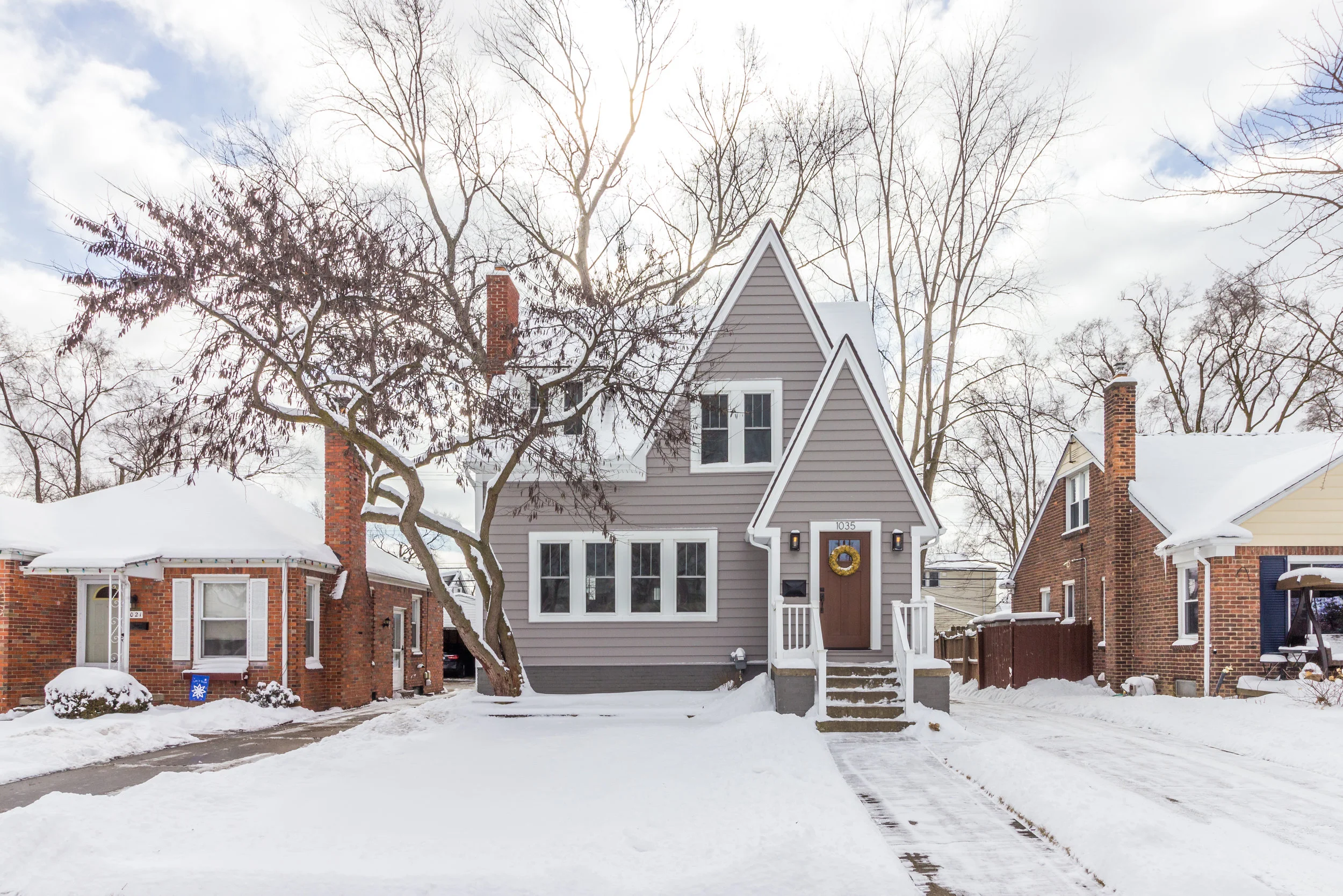 1920 Tudor For Sale in Berkley, MI