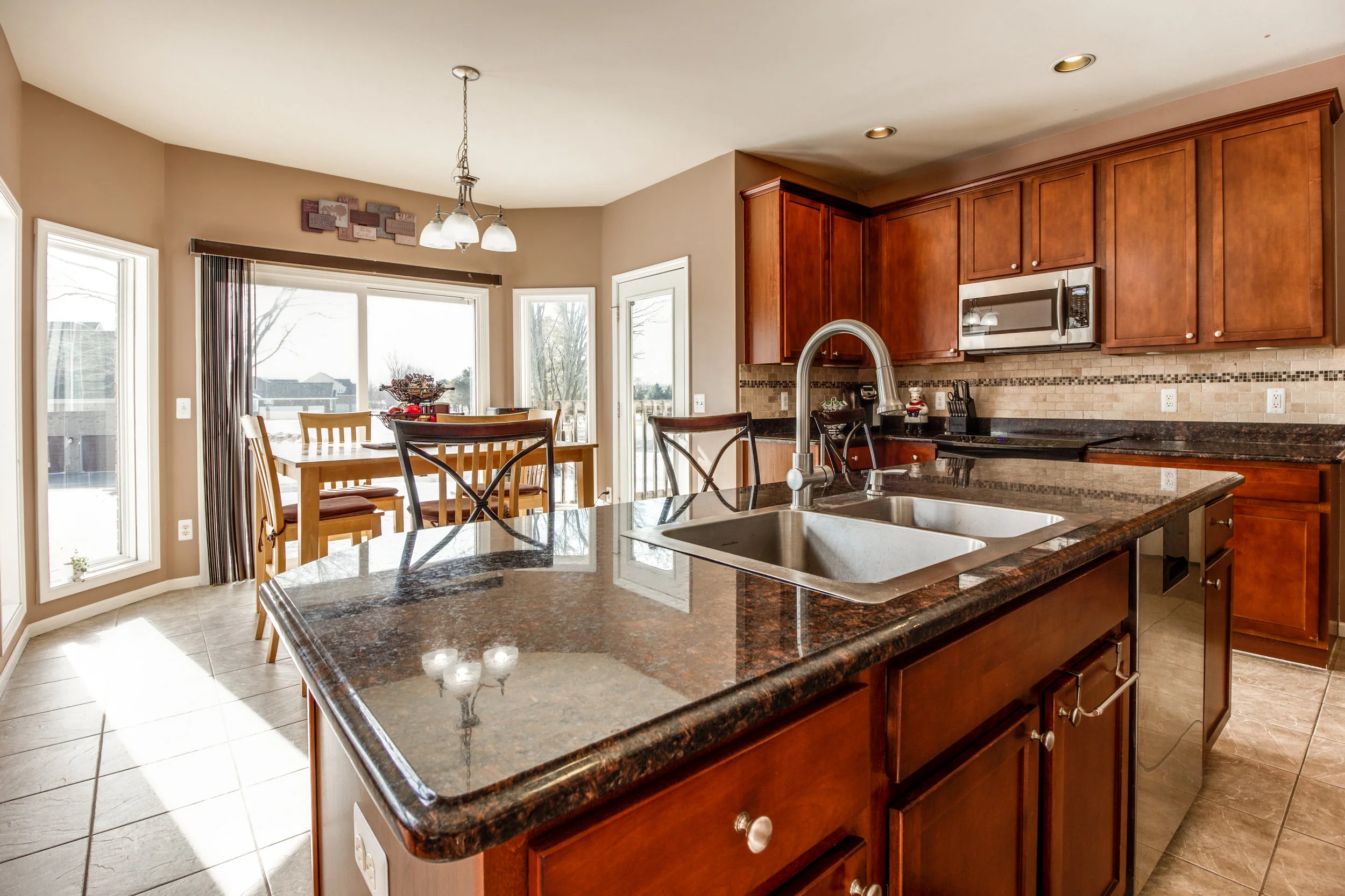 Kitchen-Dining (1 of 11).jpg