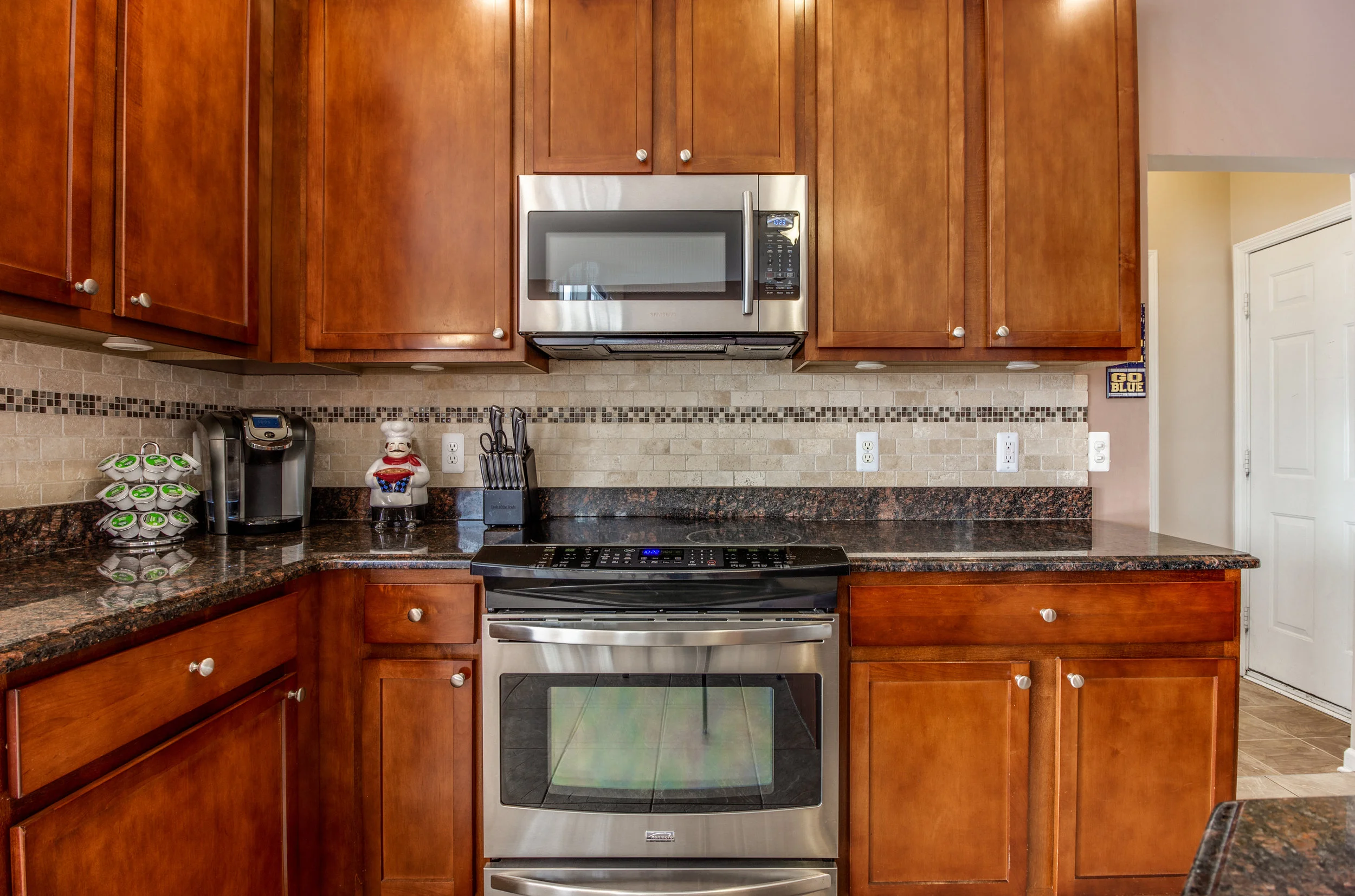 Kitchen-Dining (7 of 11).jpg