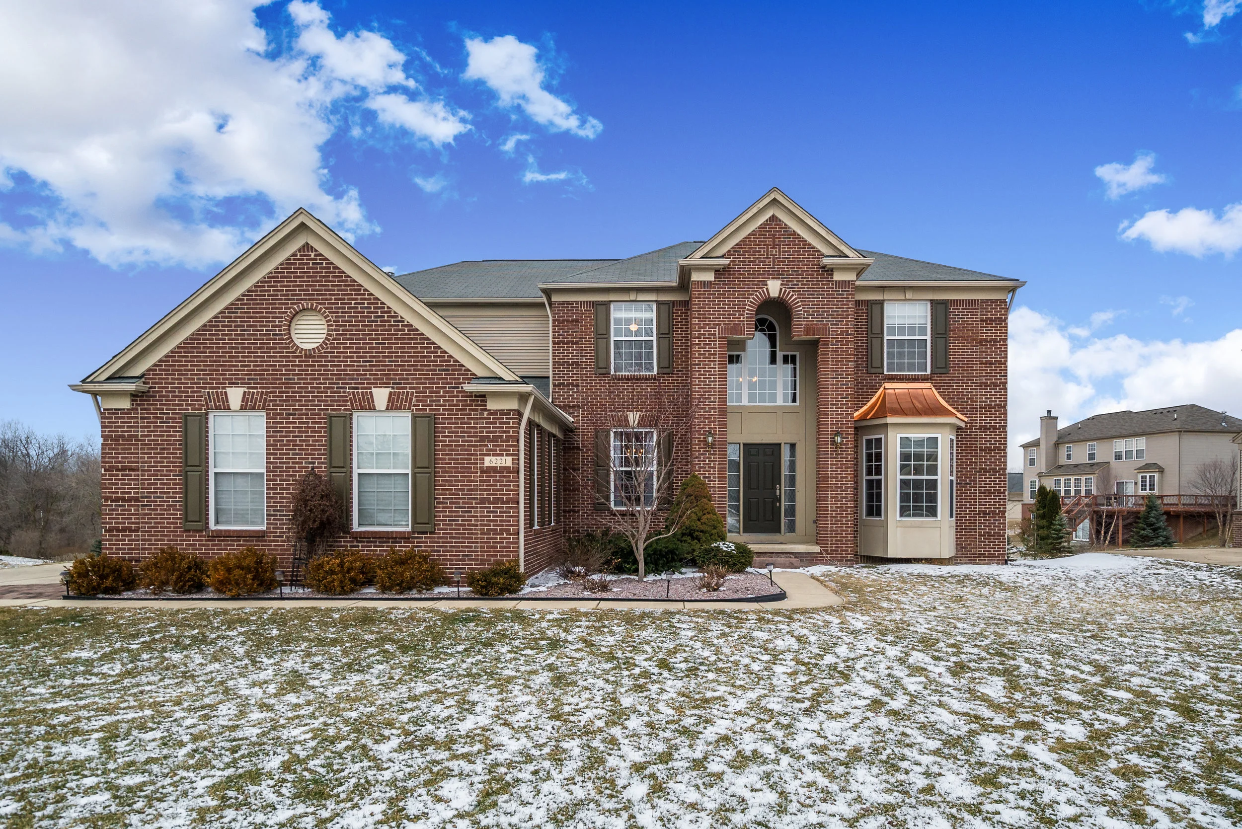 Gemstone Valley Home in Grand Blanc