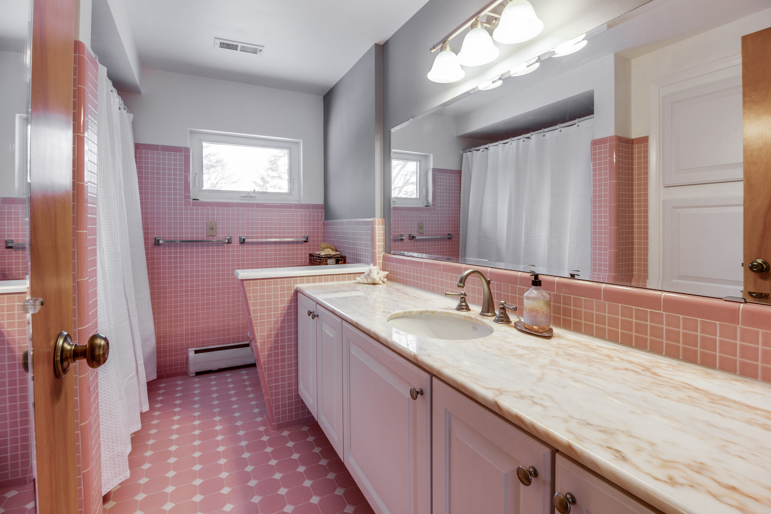 Interiors (22 of 41).jpg