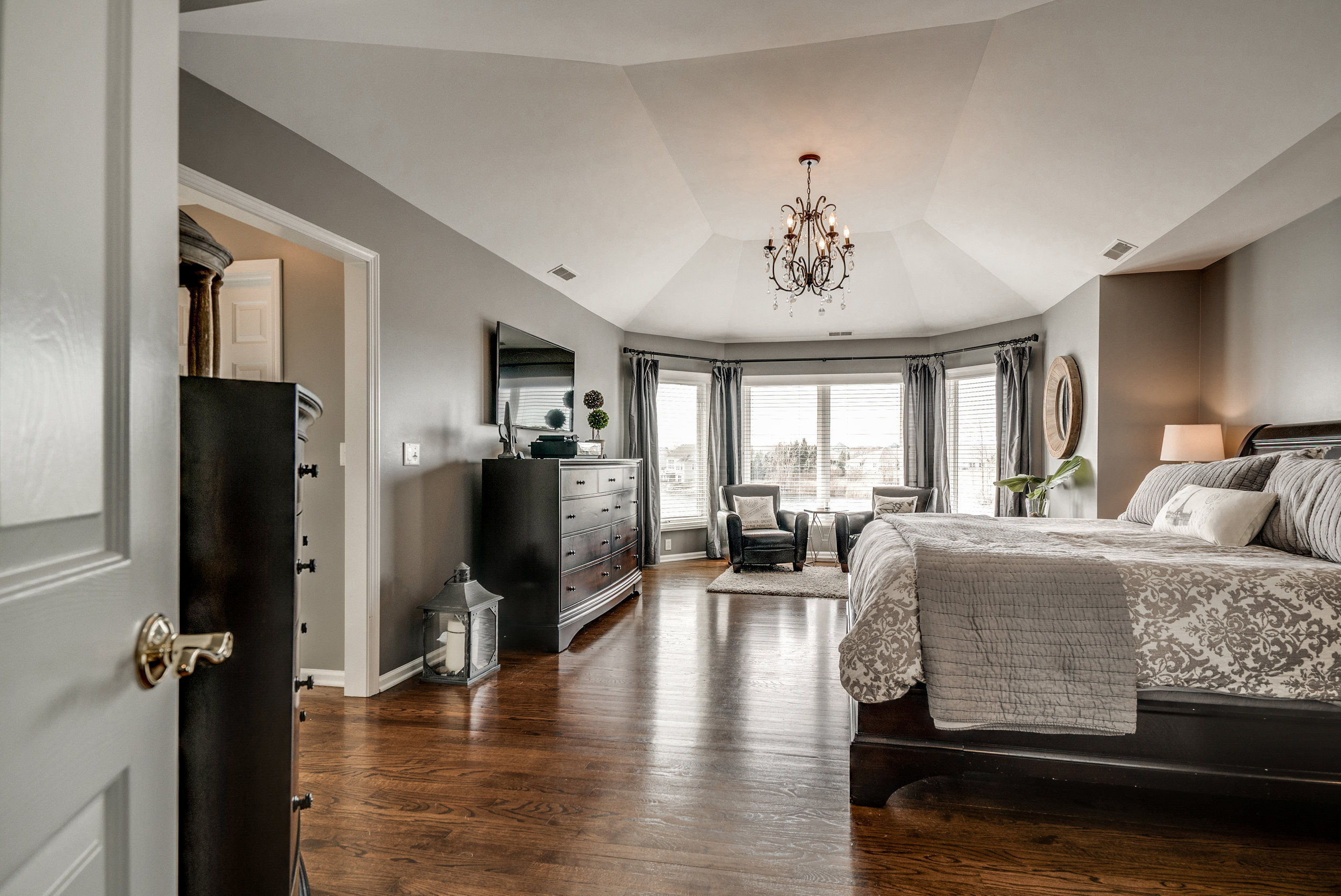 Interiors (16 of 76).jpg