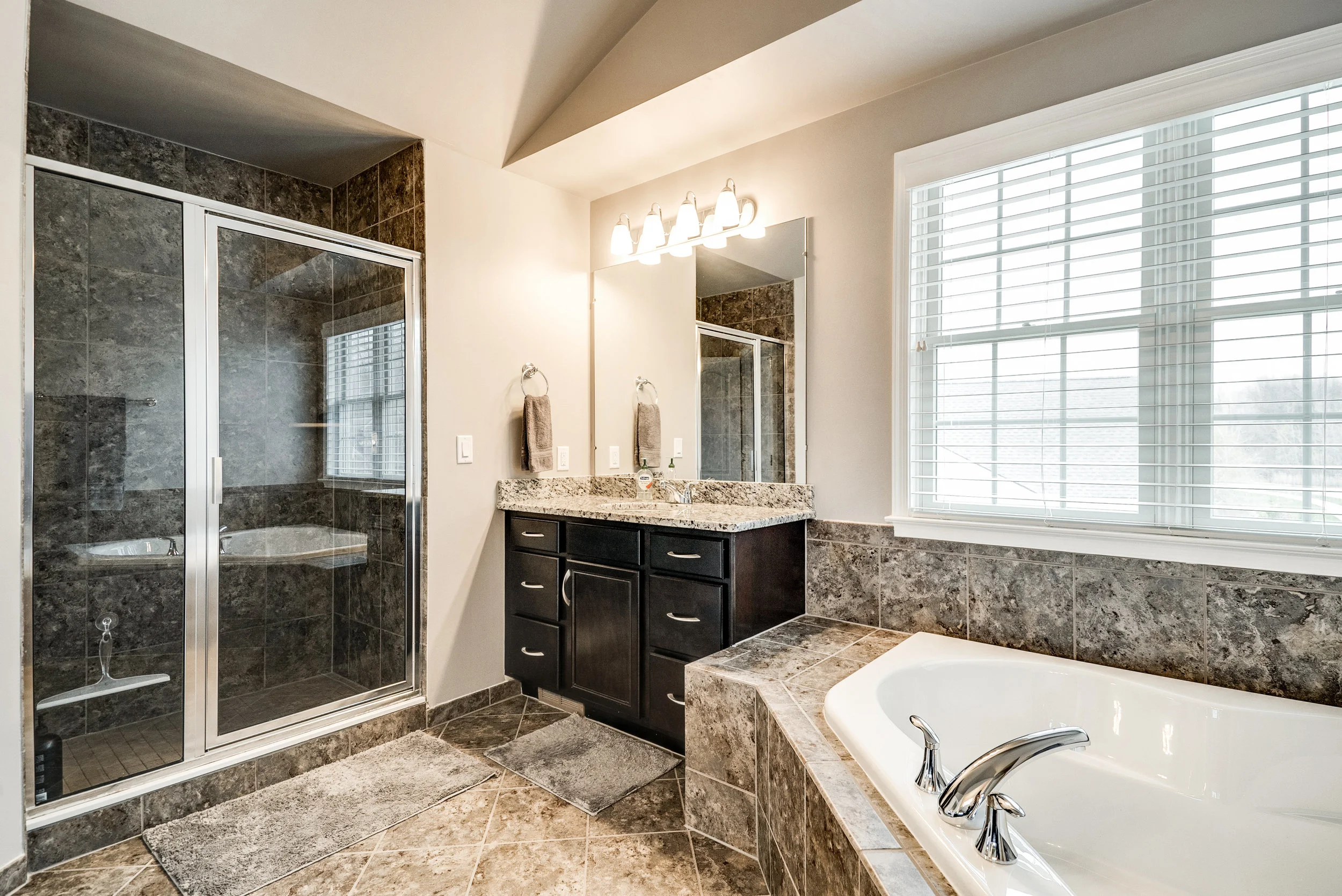 Interiors (64 of 75).jpg