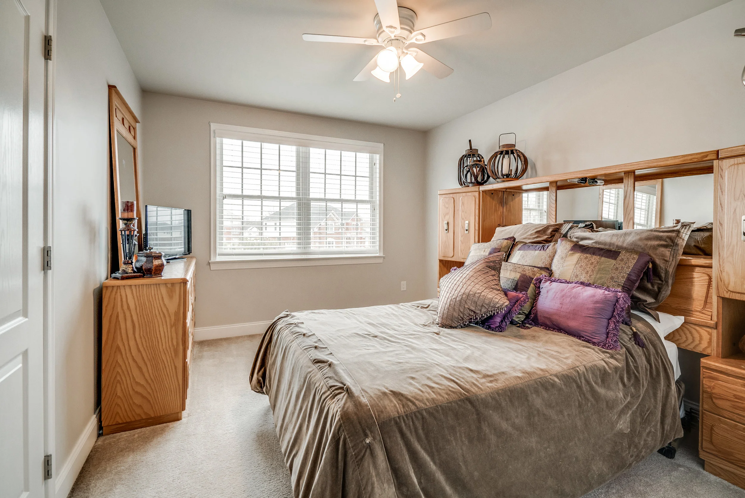 Interiors (72 of 75).jpg