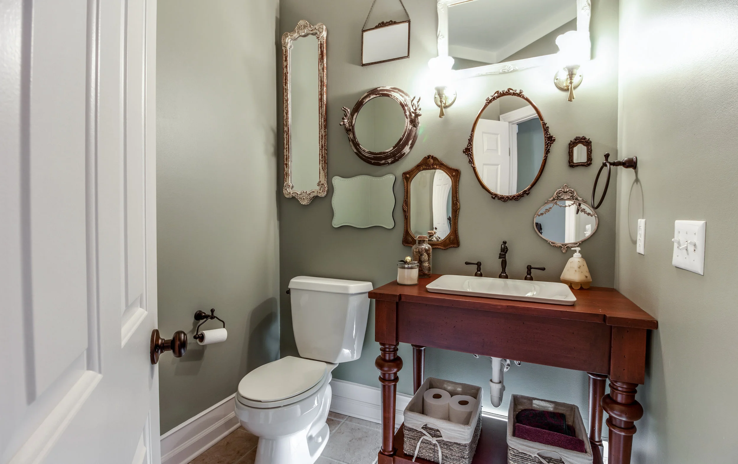 Interiors (15 of 78).jpg