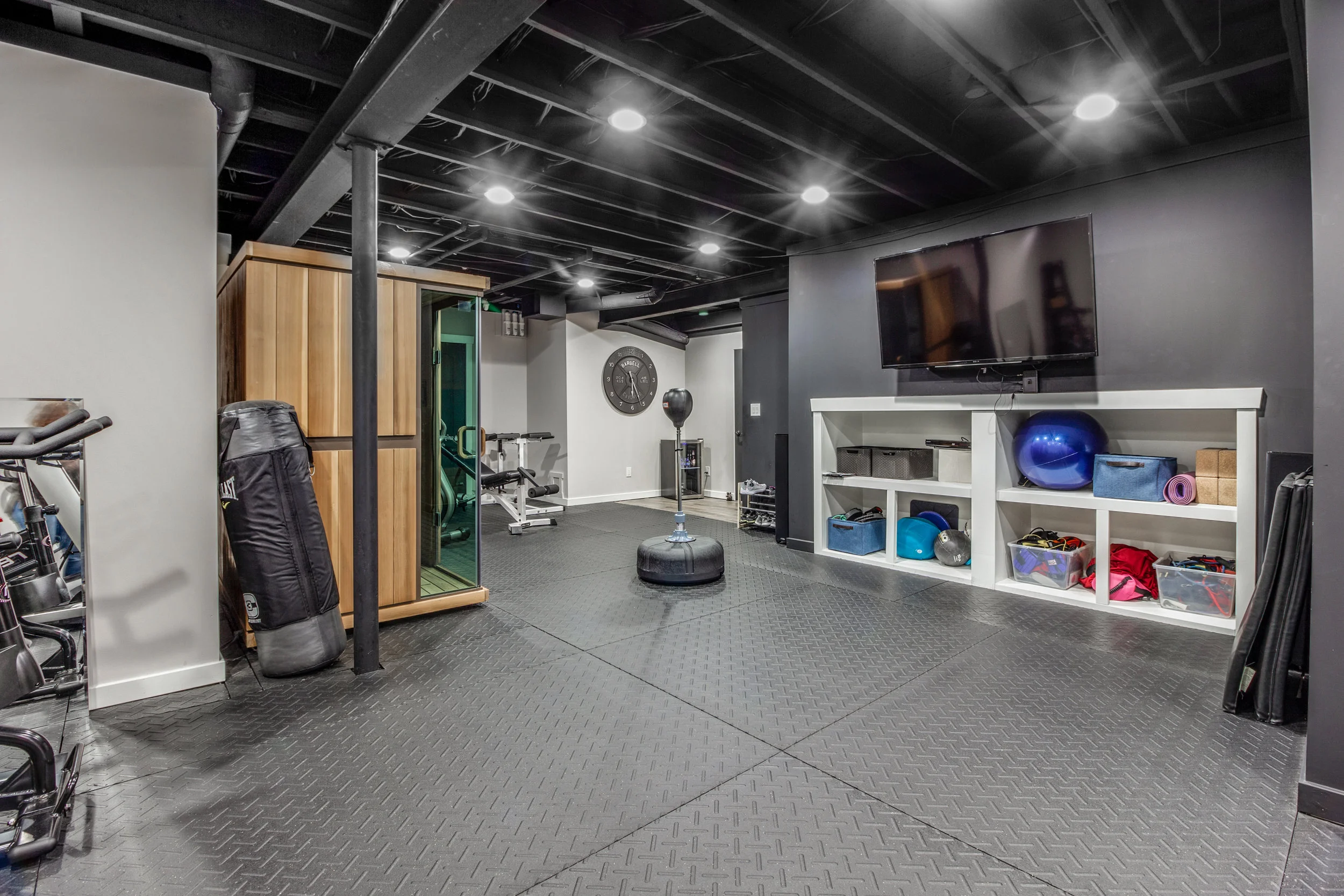 Interiors (49 of 71).jpg