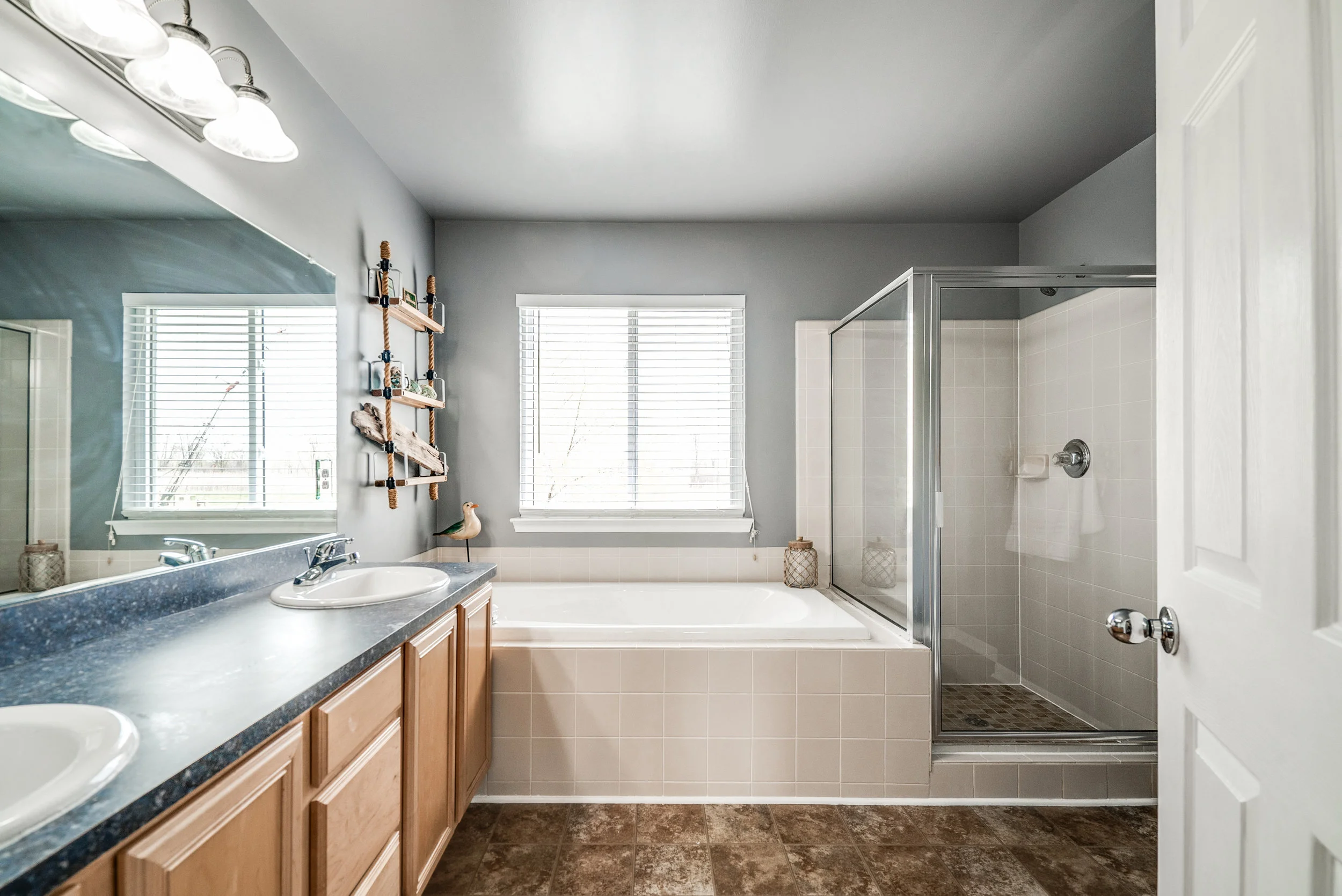 Interiors (10 of 34).jpg
