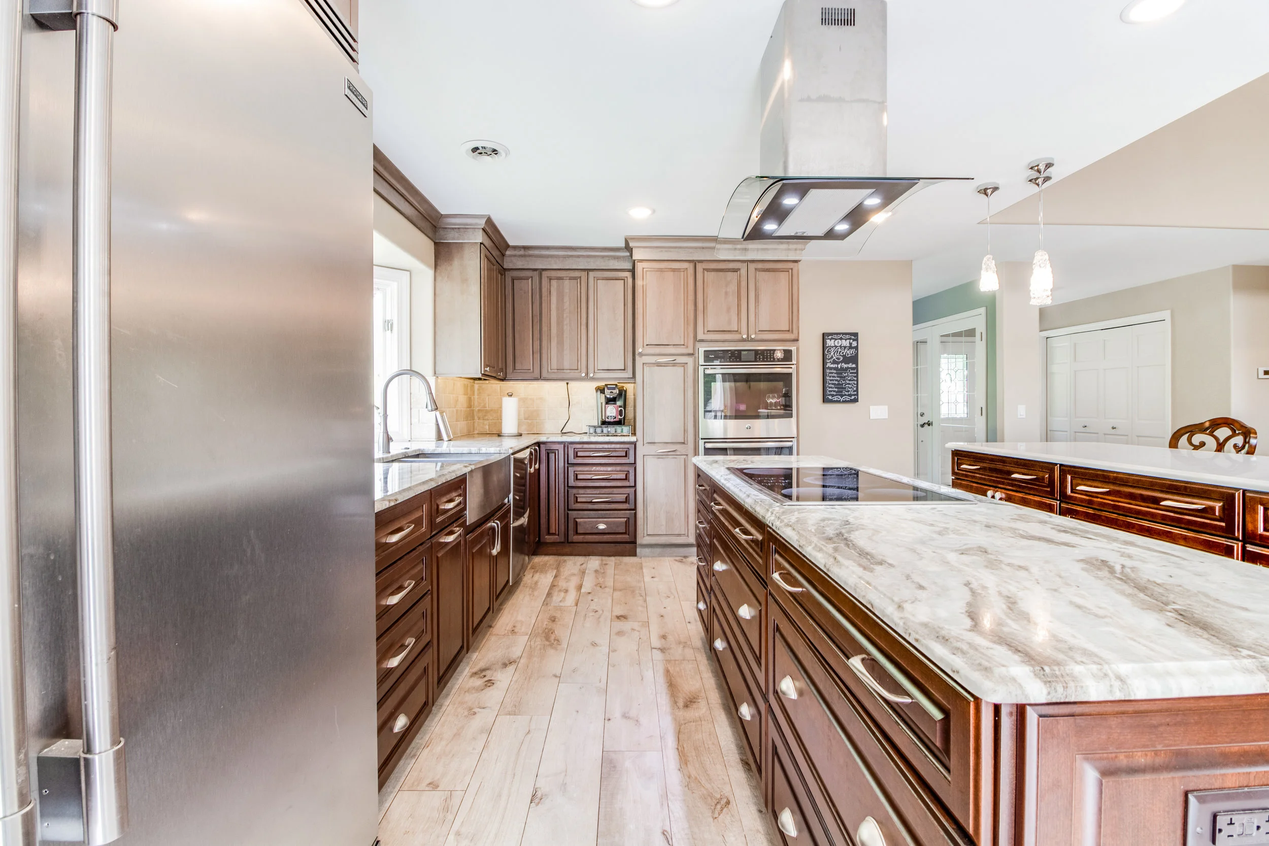 Interiors (17 of 58).JPG