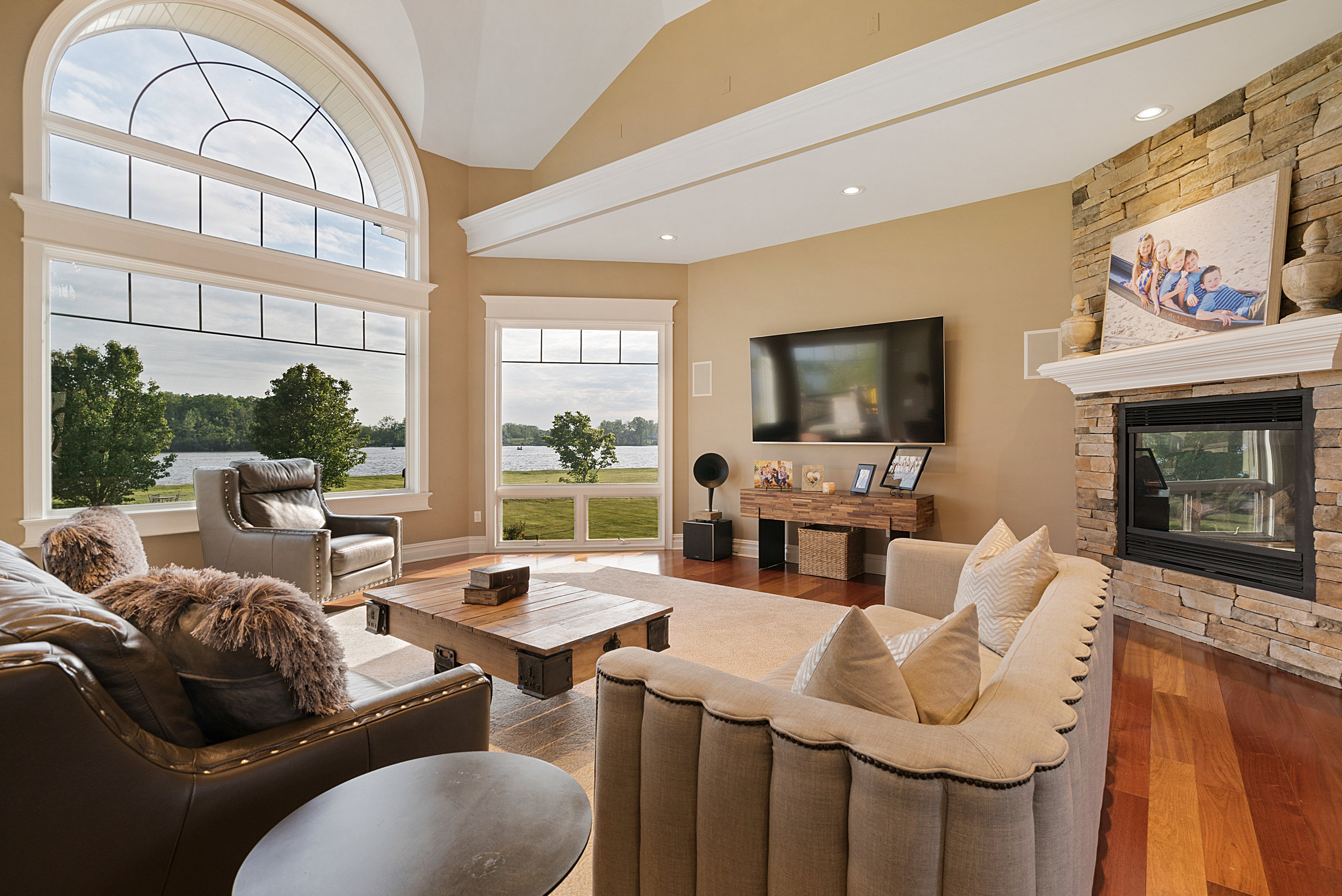 Interiors 5.jpg