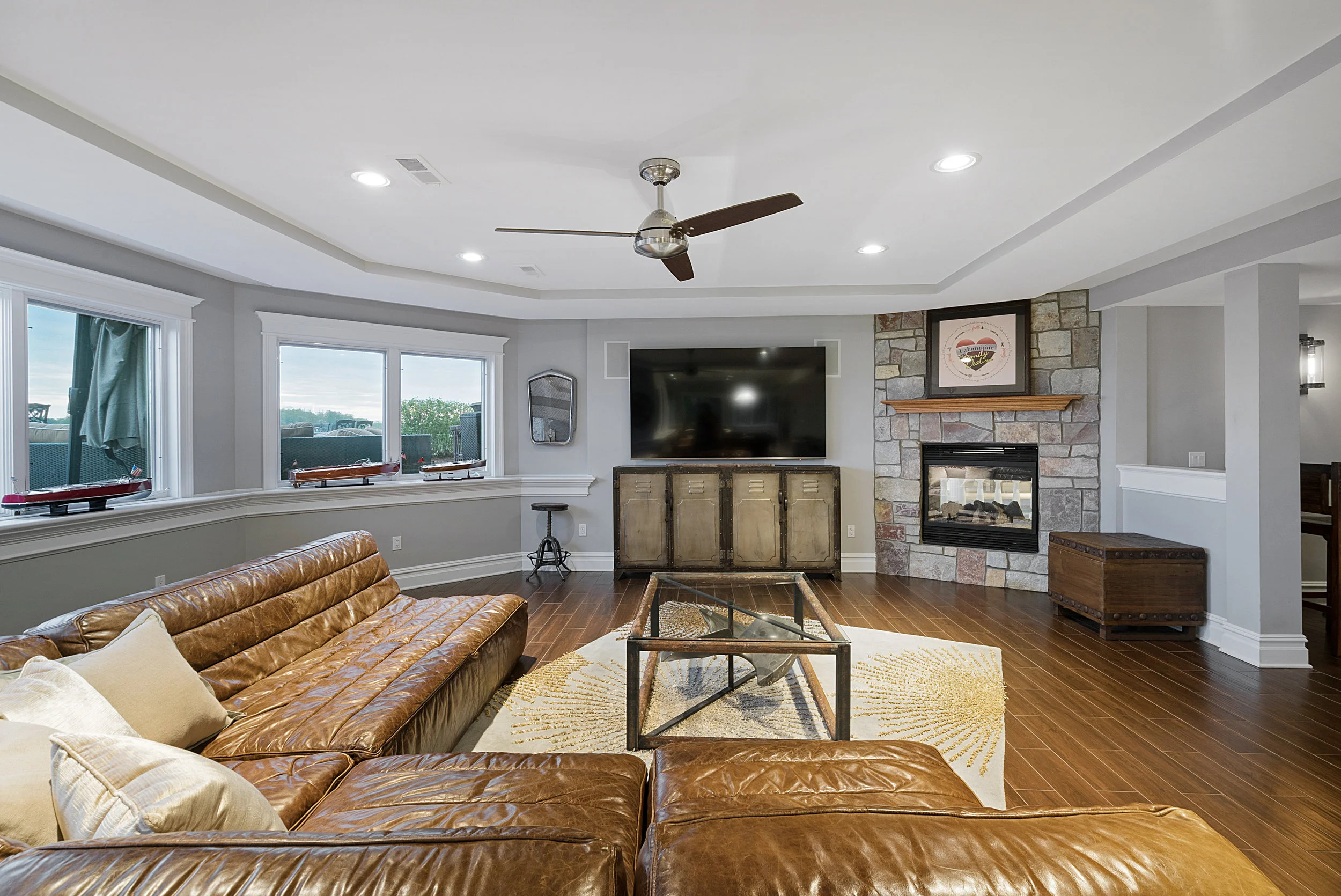 Interiors 50.jpg
