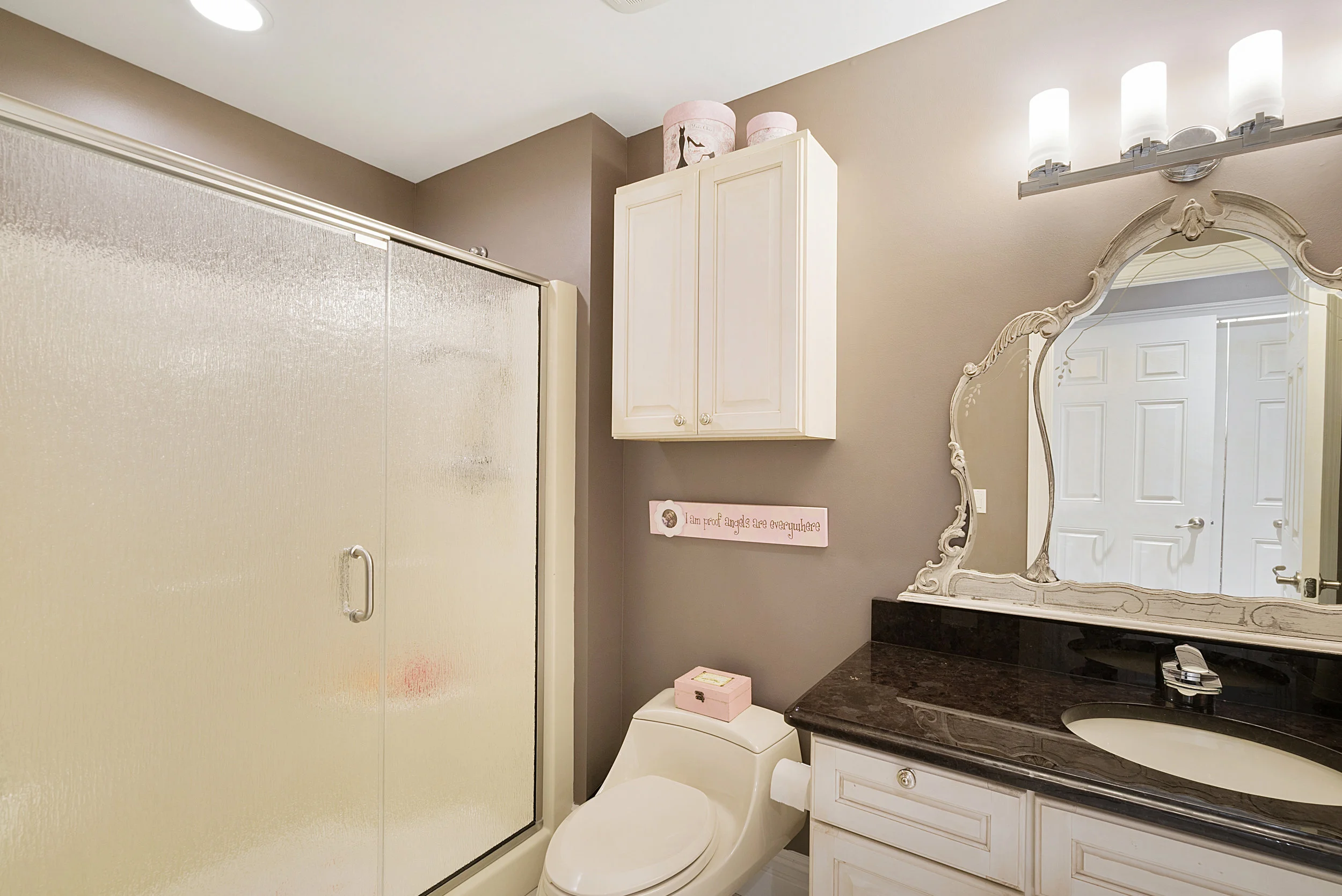 Interiors 80.jpg