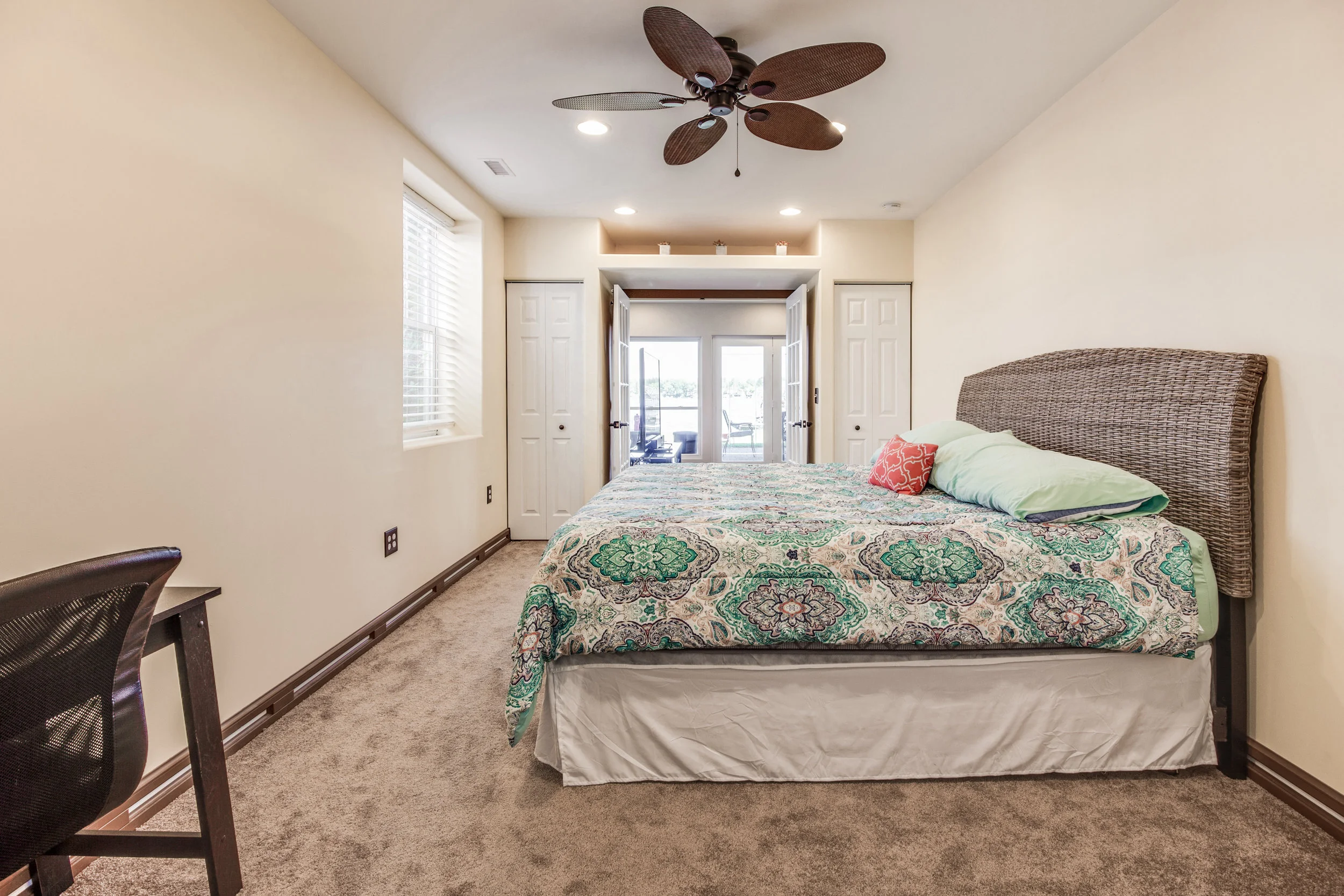 Bed 4 (1 of 2).jpg