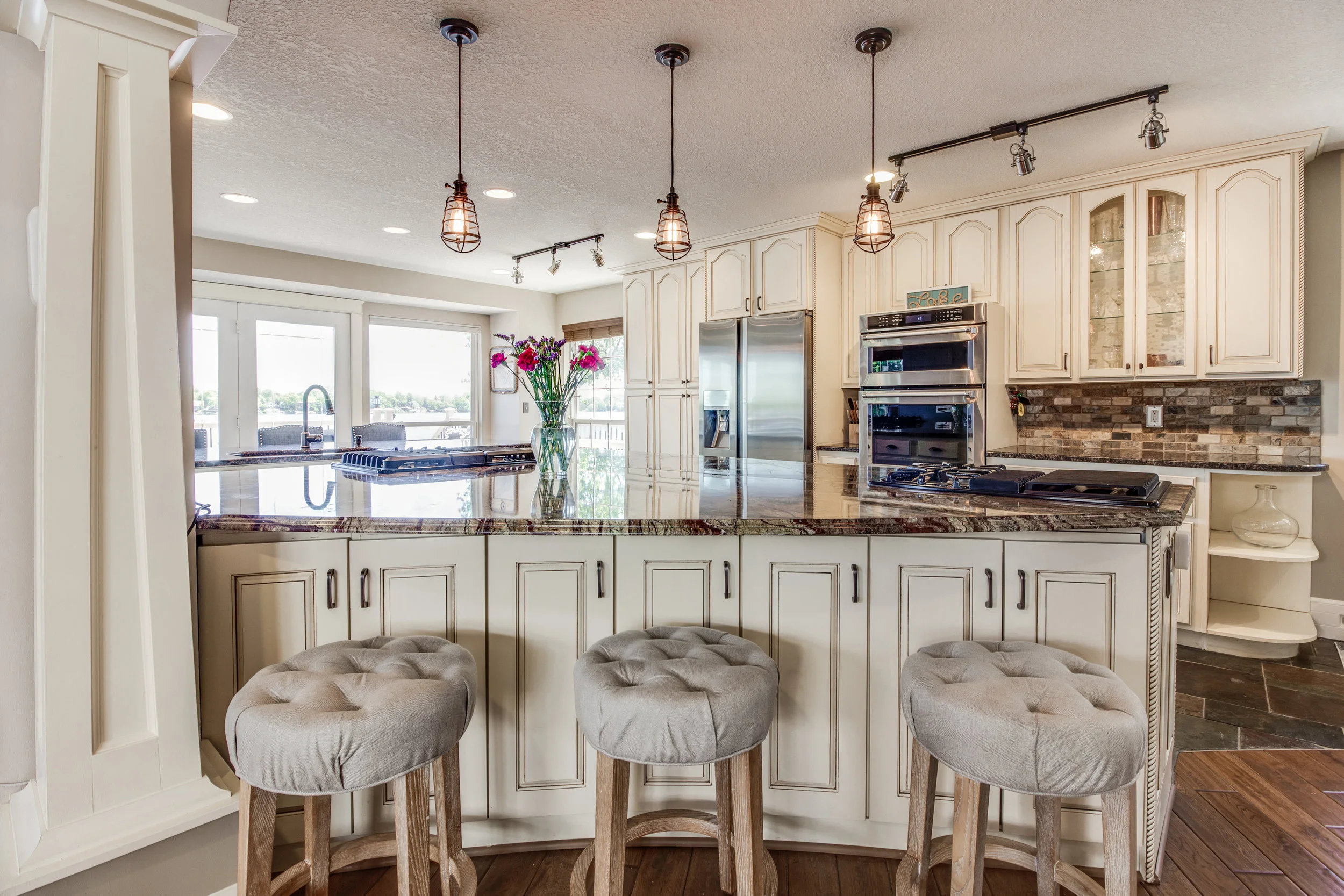 Kitchen-Dining (1 of 11).jpg