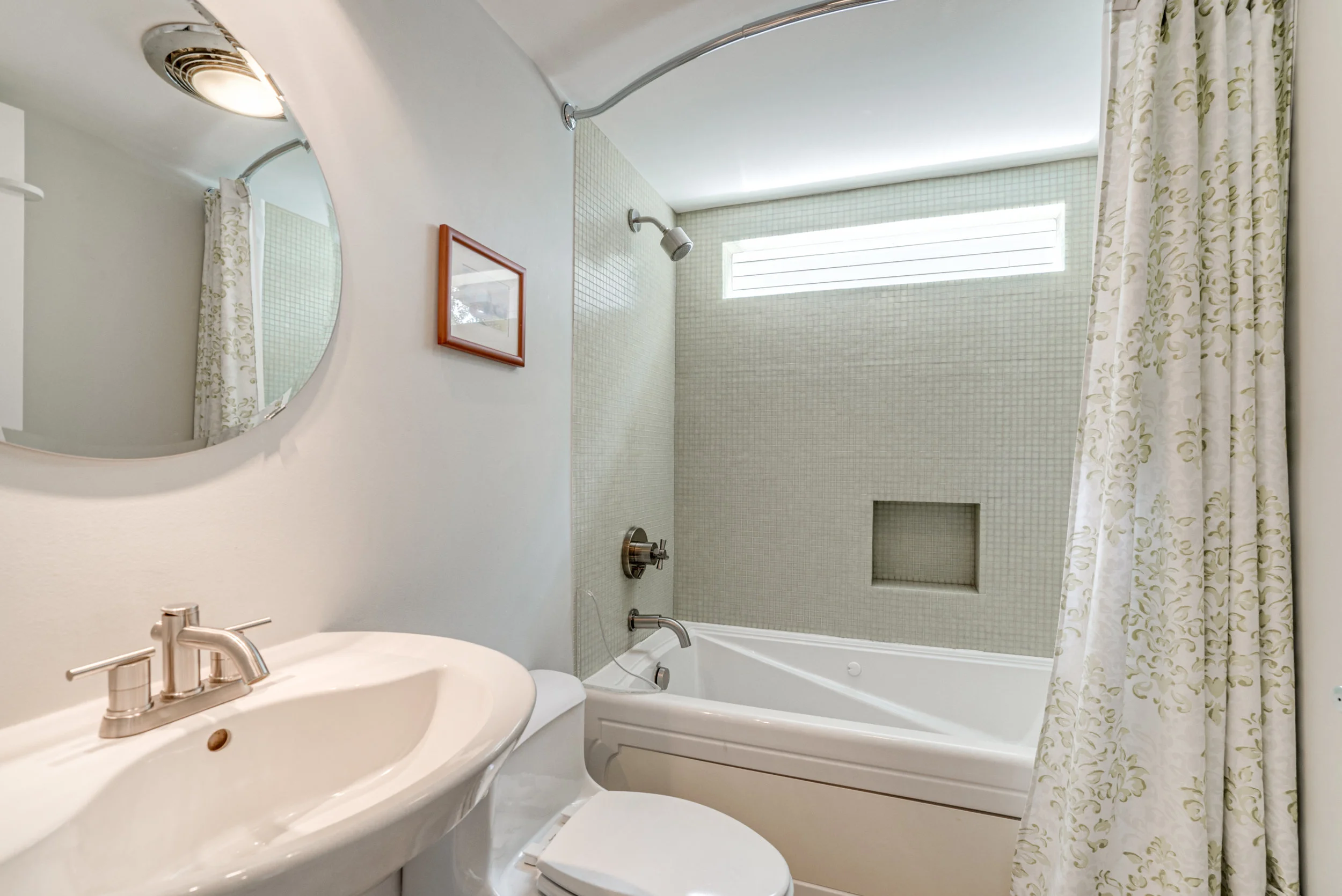 Interiors (30 of 40).jpg