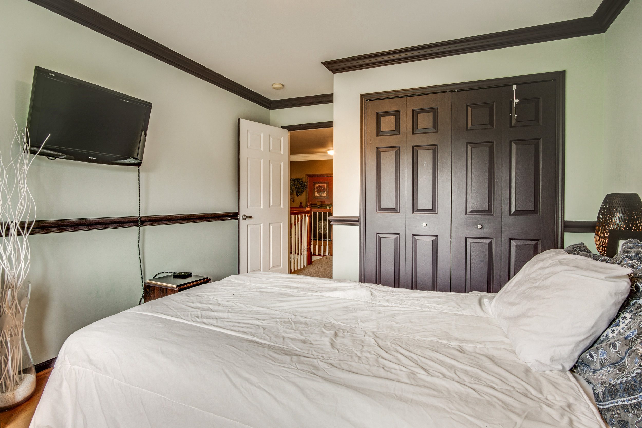 Interiors (19 of 37).JPG