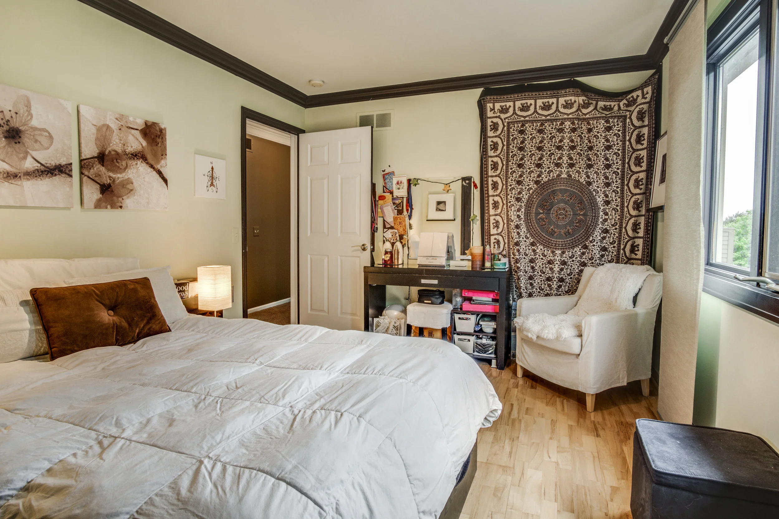 Interiors (24 of 37).JPG