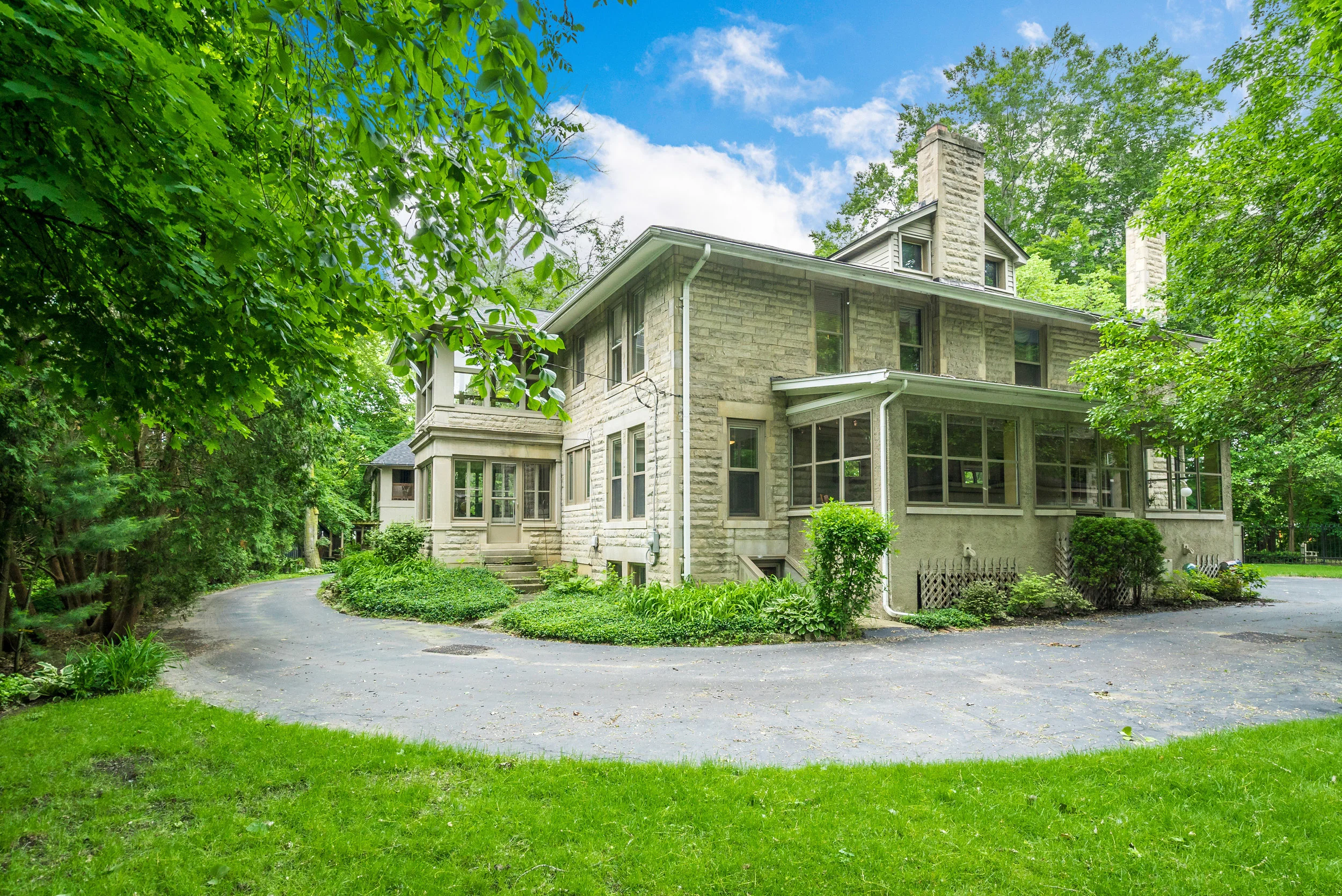 Exteriors (7 of 12).jpg