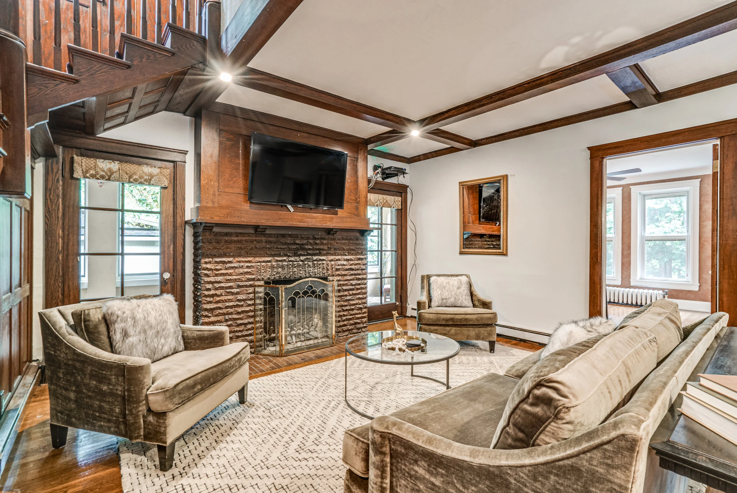 Interiors (2 of 46).jpg