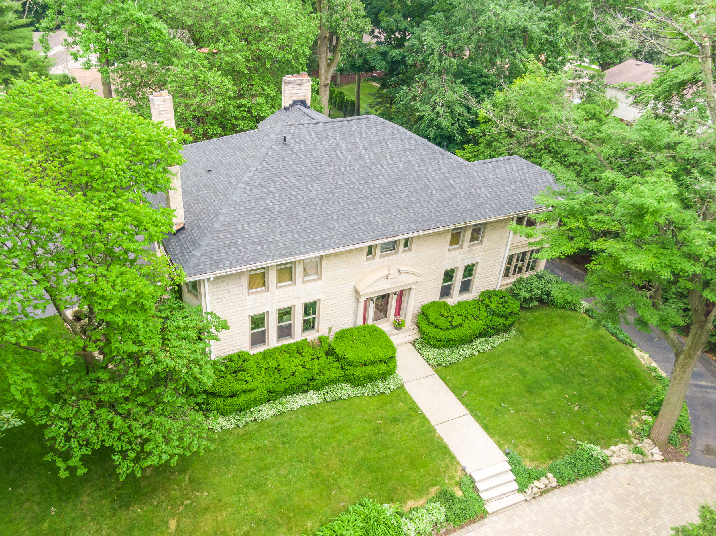 Royal Oak Georgian Manor 