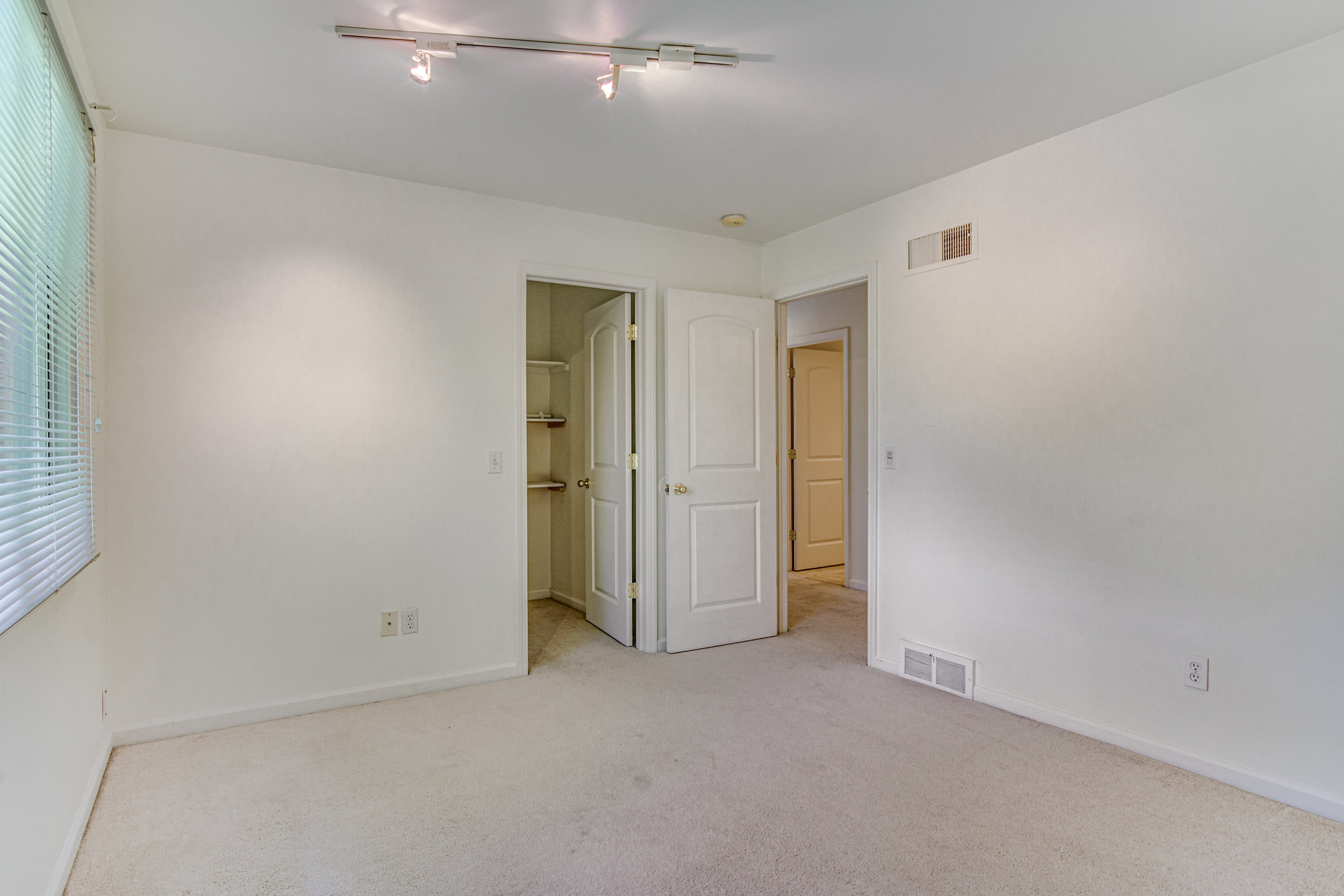 Interiors (31 of 48).jpg