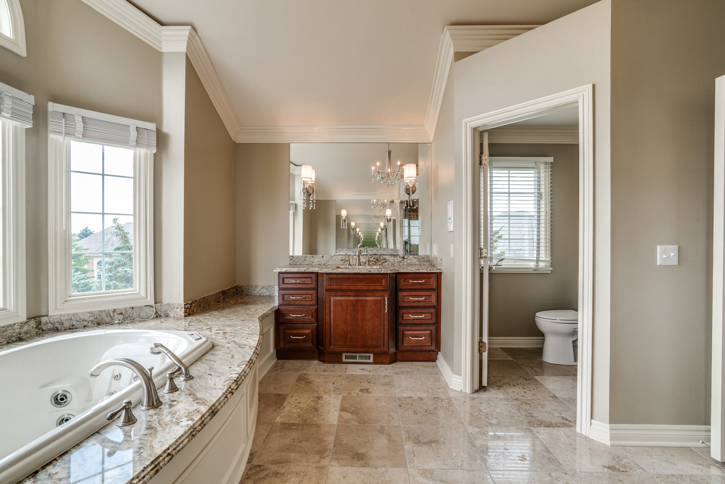 Interiors (70 of 88).jpg