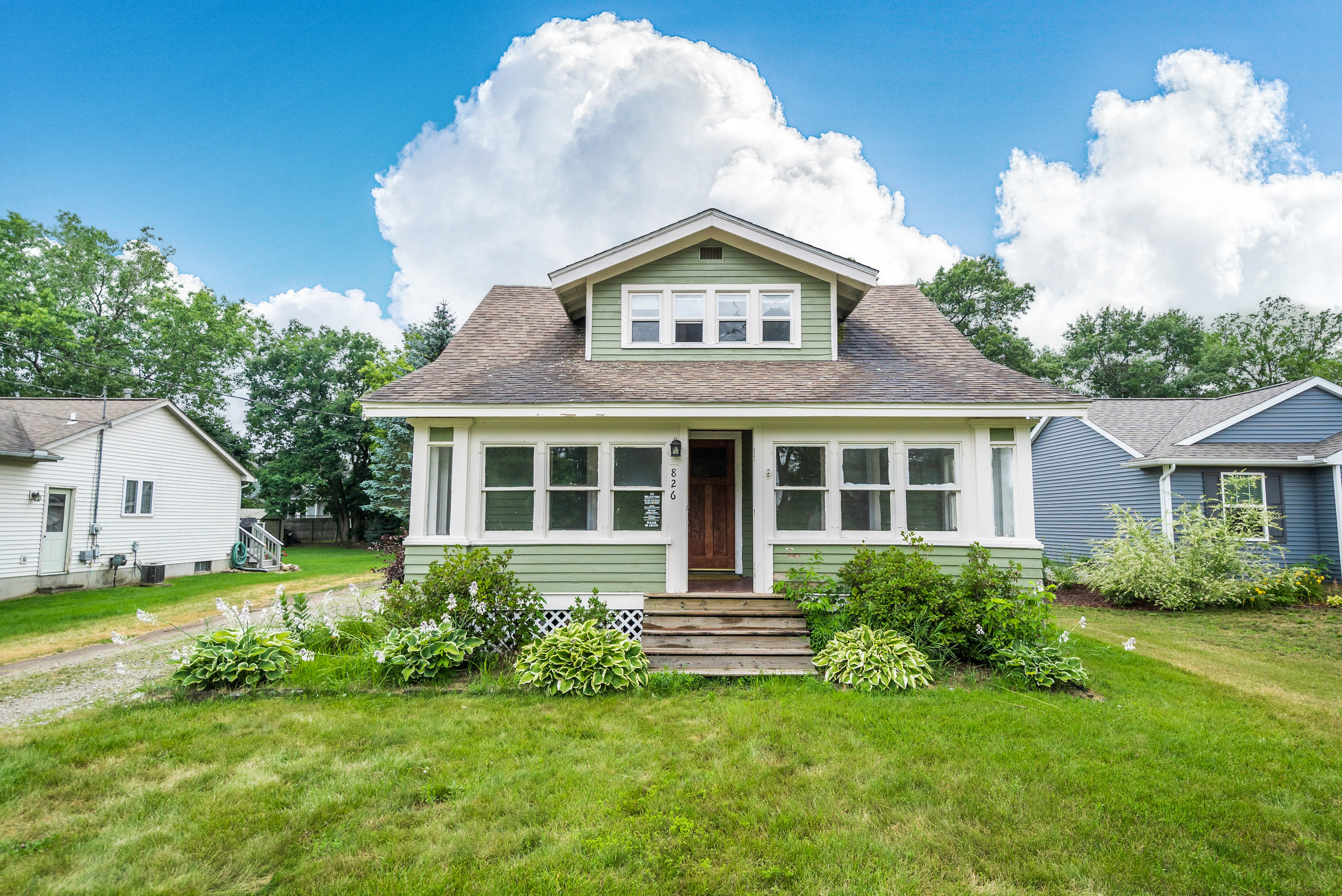 Exteriors (1 of 8).jpg