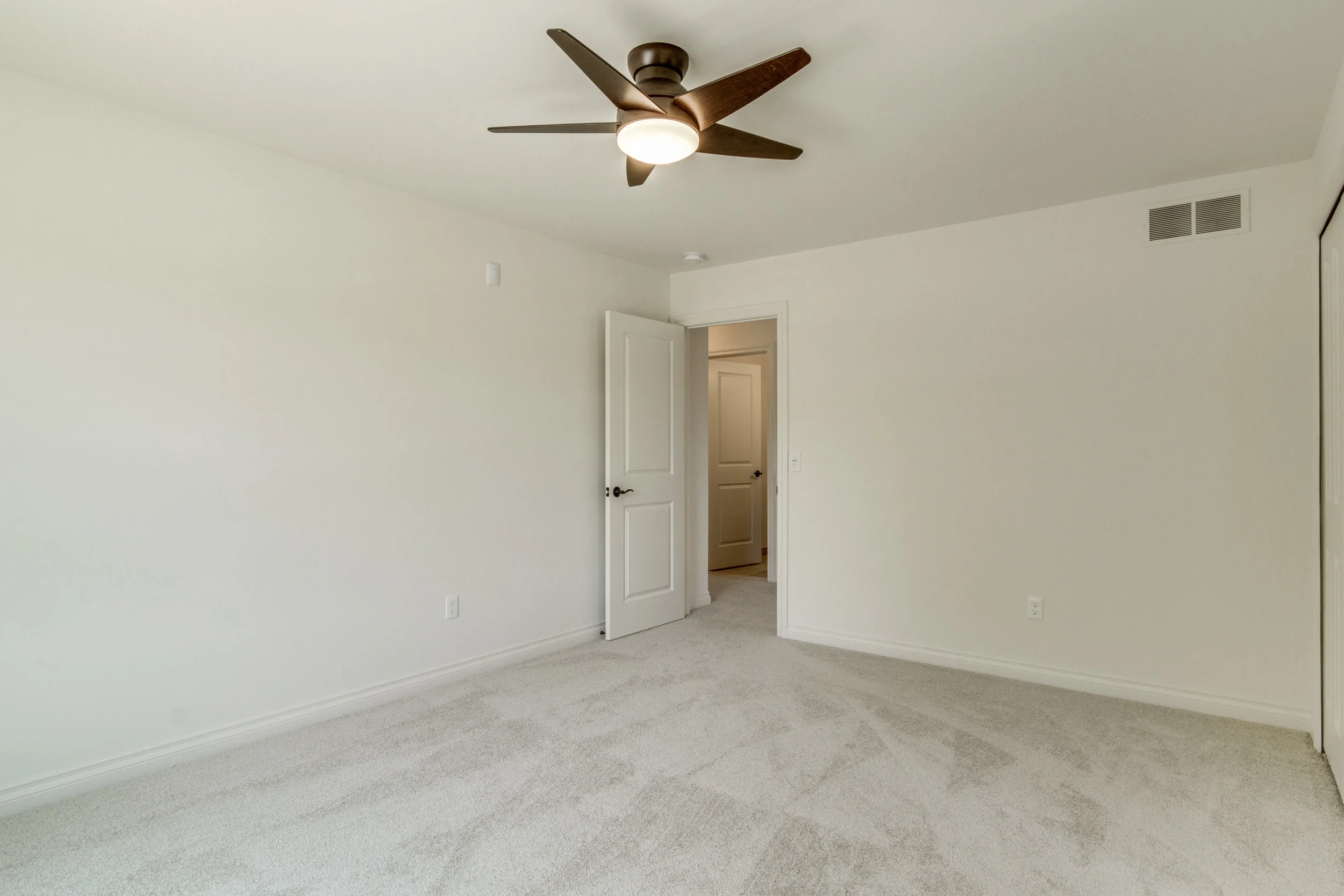 Interiors (33 of 46).jpg