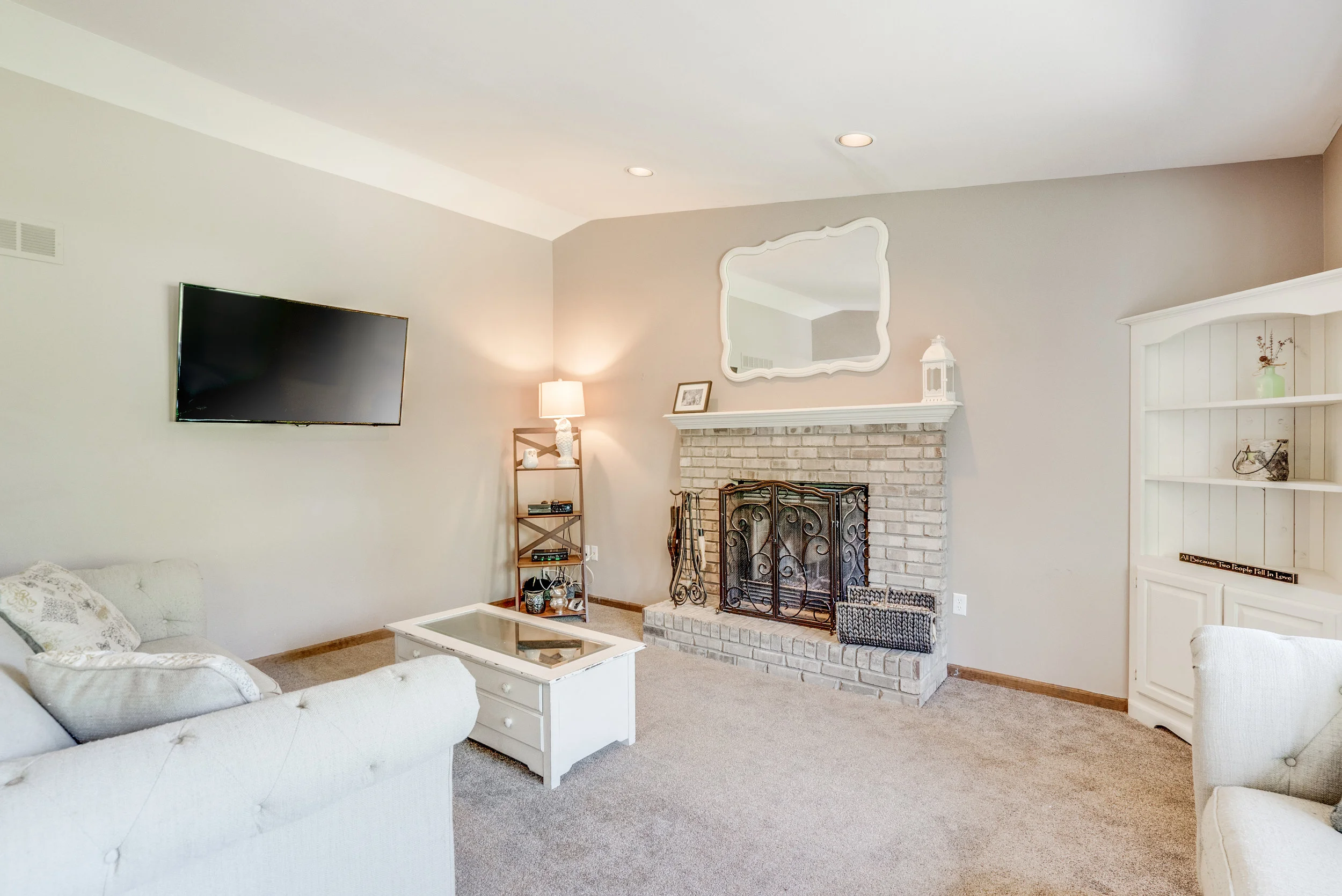 Interiors (5 of 35).jpg