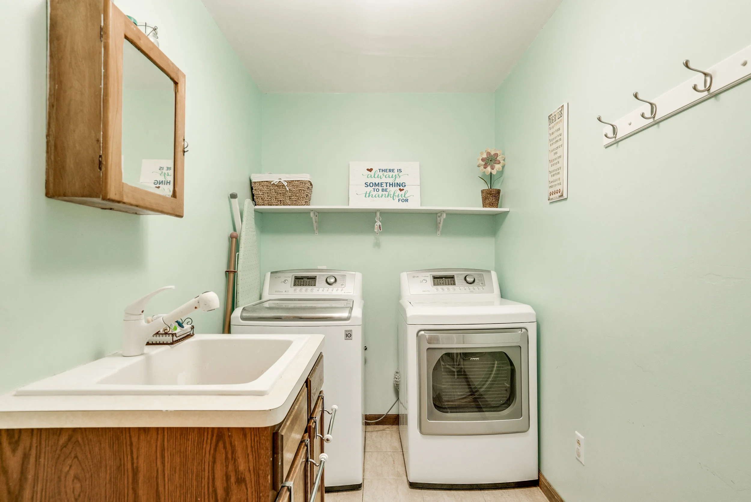 Interiors (27 of 35).jpg