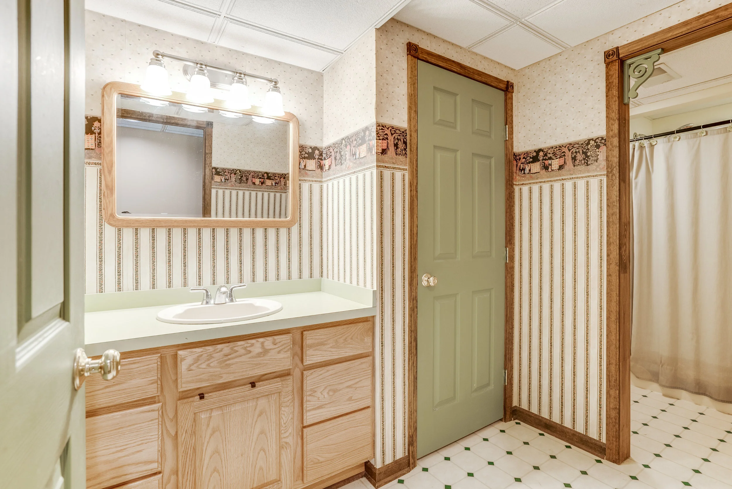 Interiors (34 of 35).jpg