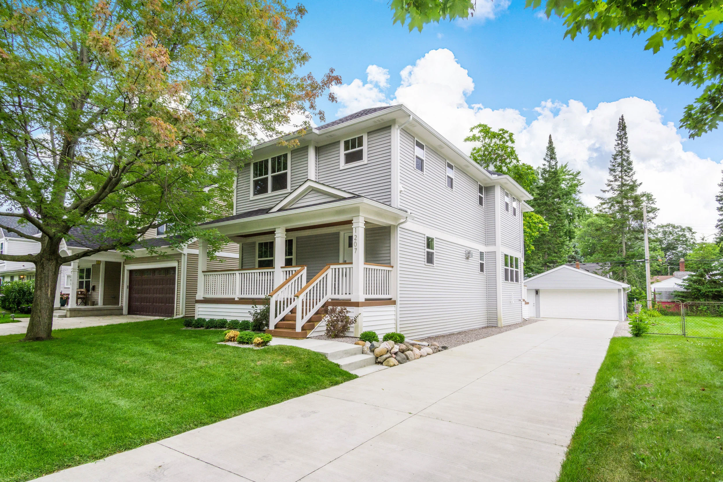 Exteriors (1 of 14).jpg