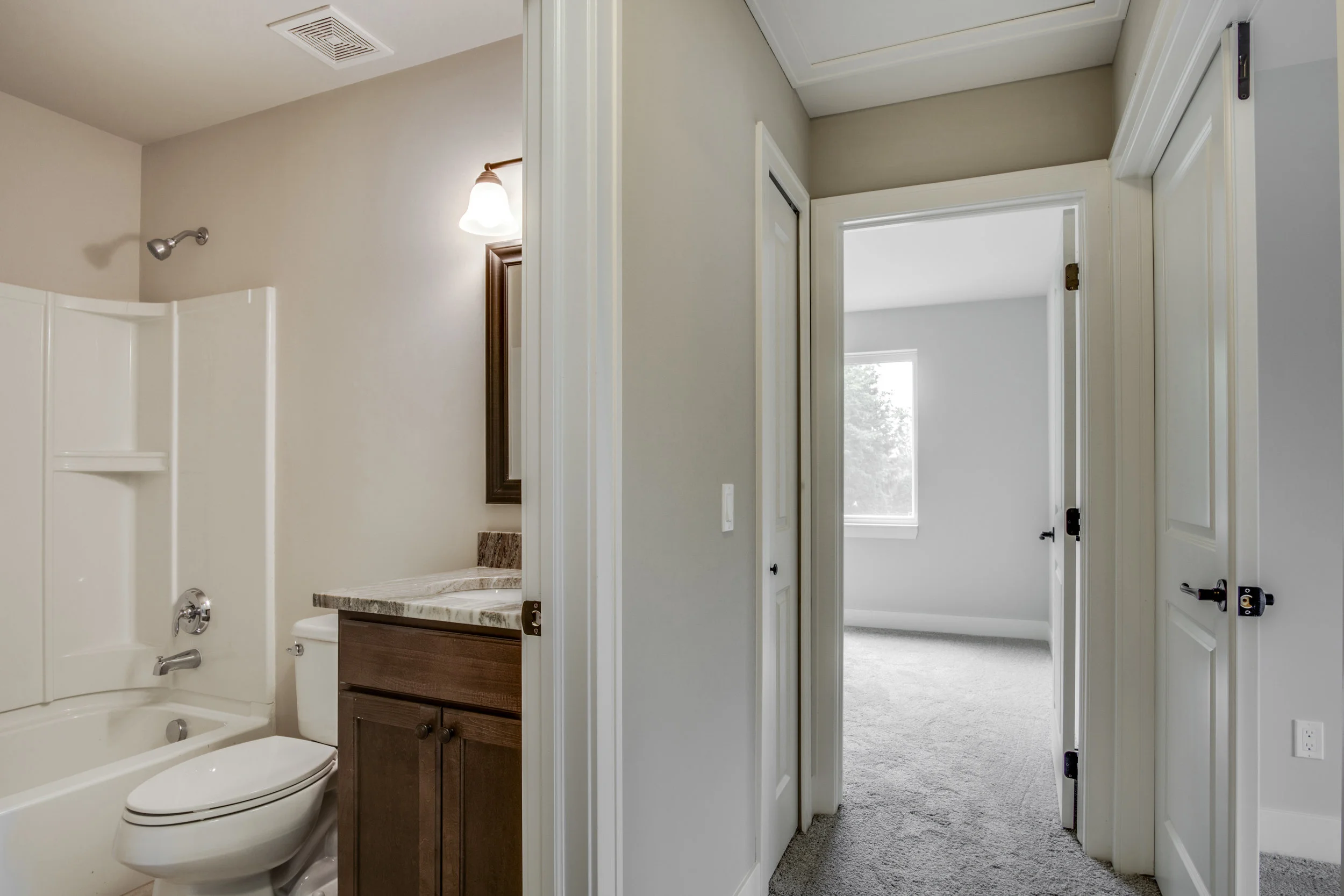 Interiors (23 of 37).jpg