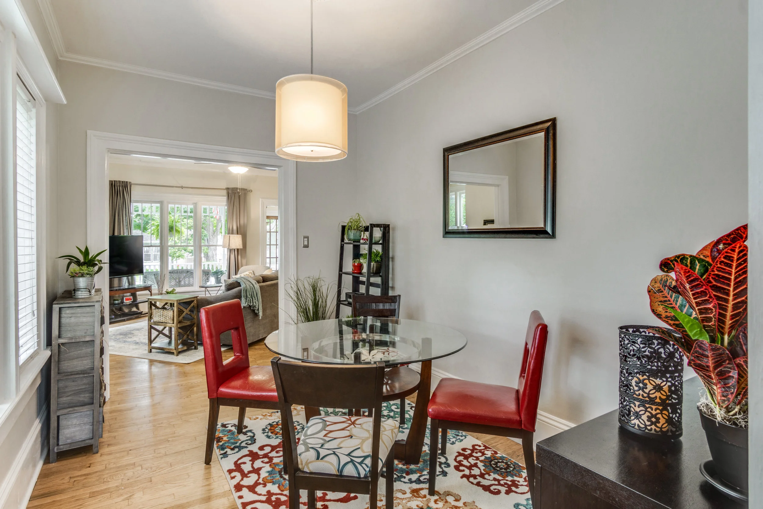 Interiors (10 of 27).jpg