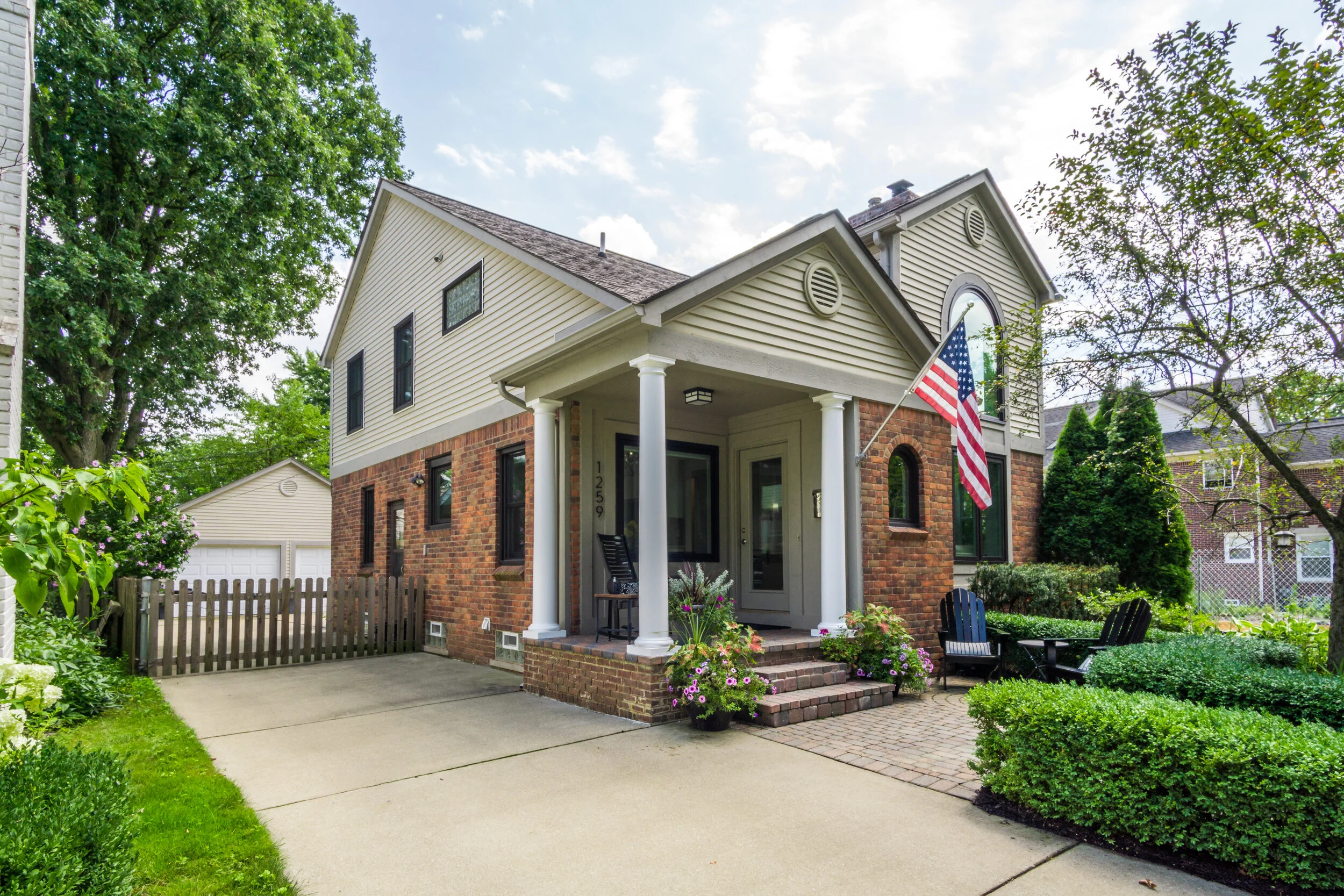 Exteriors (1 of 13).jpg